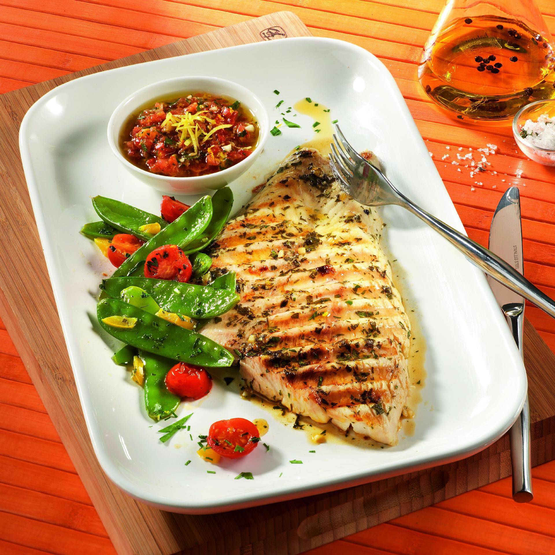 Gegrilde dorade met tomaat en olijven - Recette EASY FRY & GRILL 2 in 1 DIGITAL | Moulinex