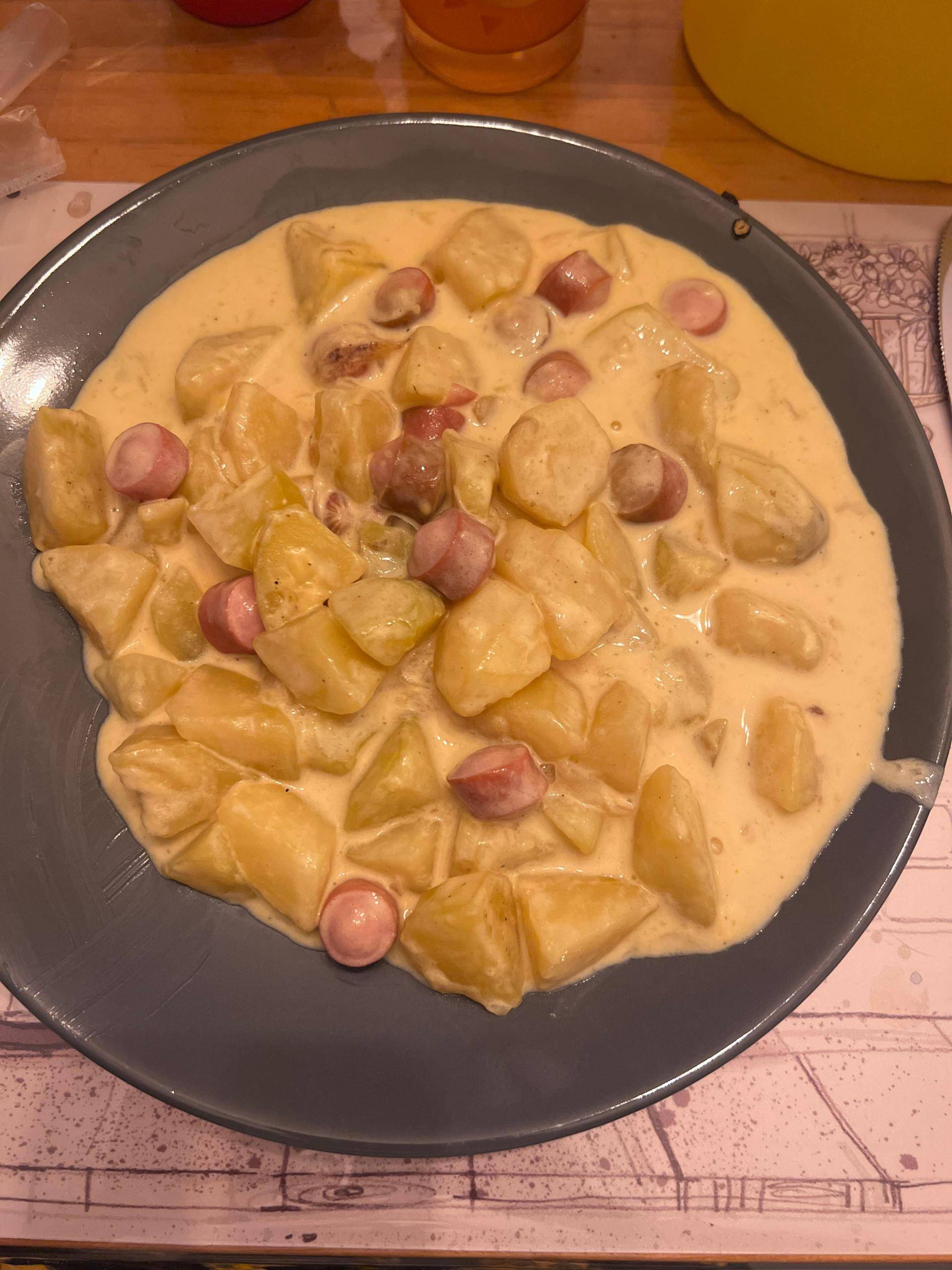 Pommes de terre knackis au cheddar de leeaaak - Recette Cookeo | Moulinex