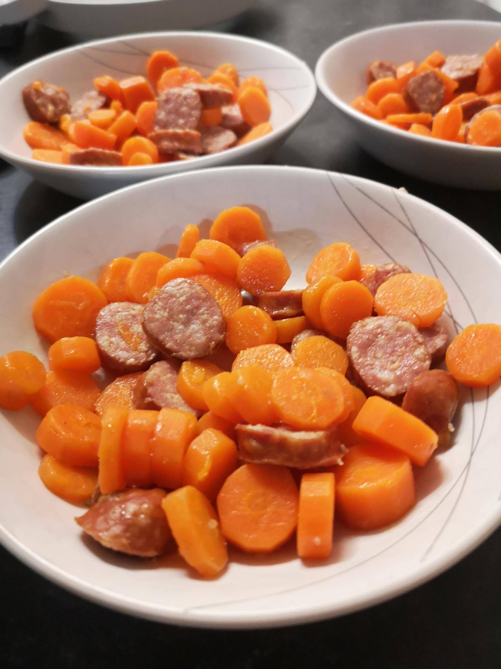 Carottes et saucisses de Montbéliard - Recette Companion Connect XL | Moulinex