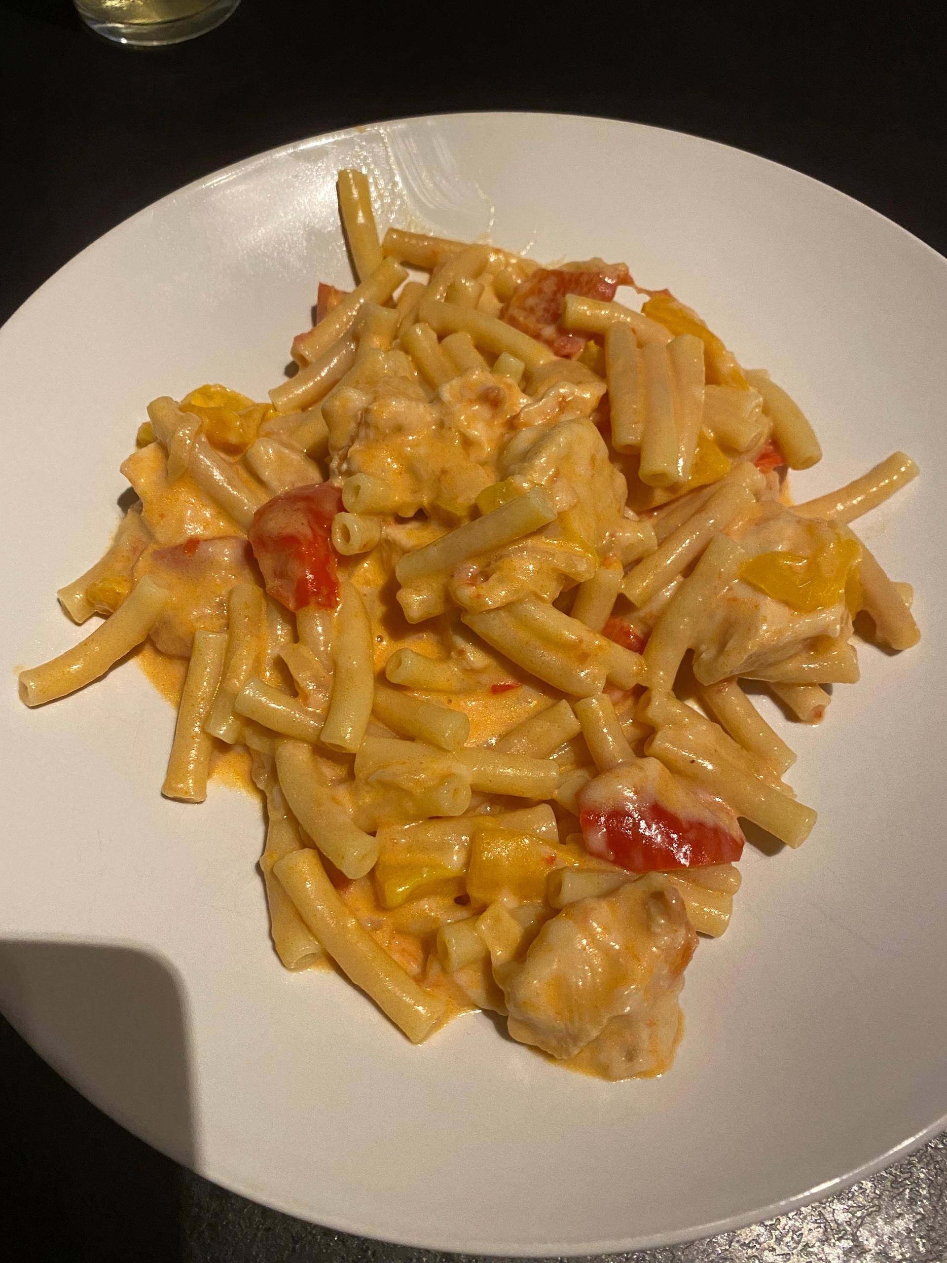 Pâtes au poulet et poivron - Recette Cookeo | Moulinex