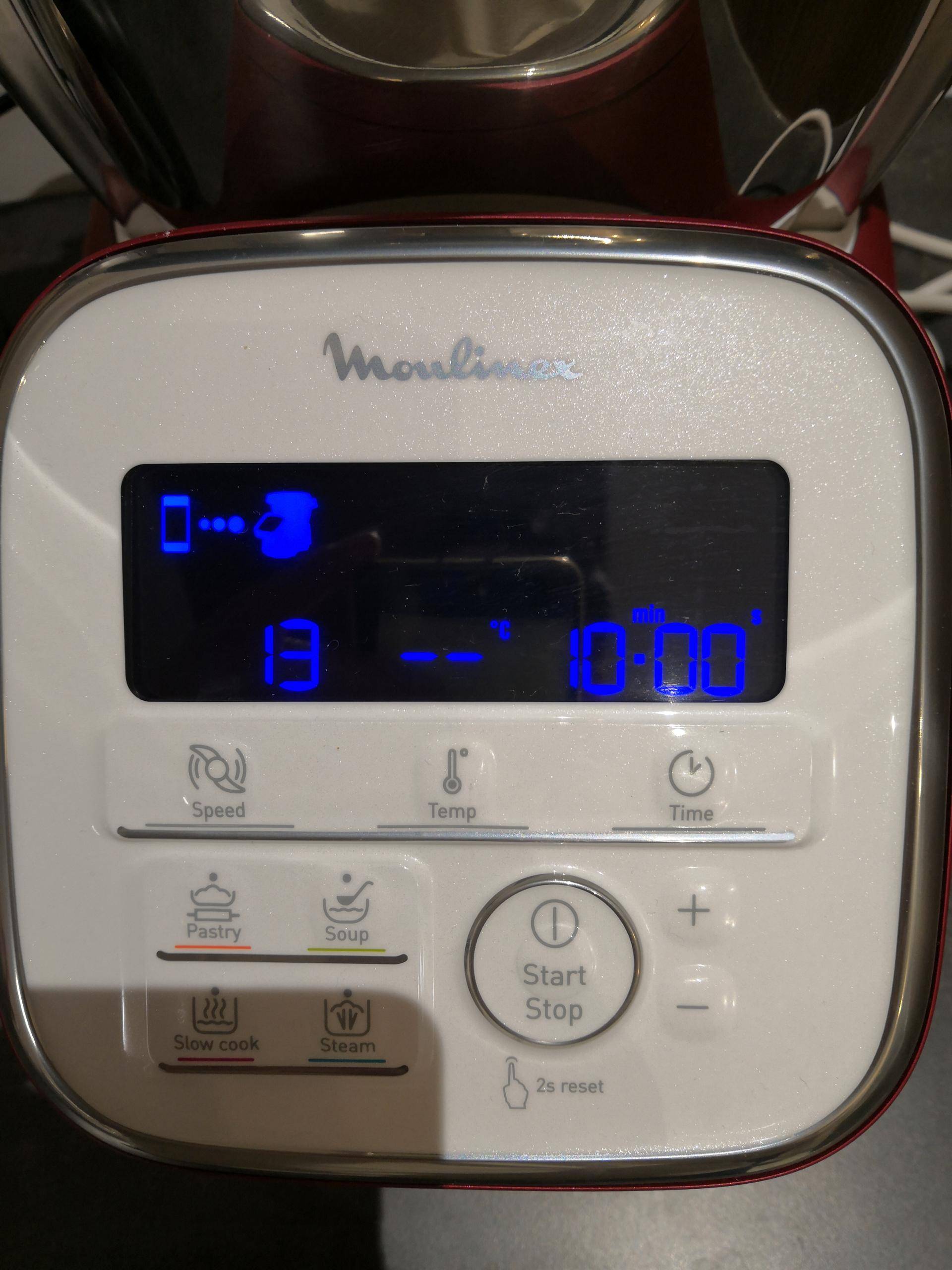 Pré nettoyage de la cuve avec fonction pulse - Recette Companion Connect XL | Moulinex