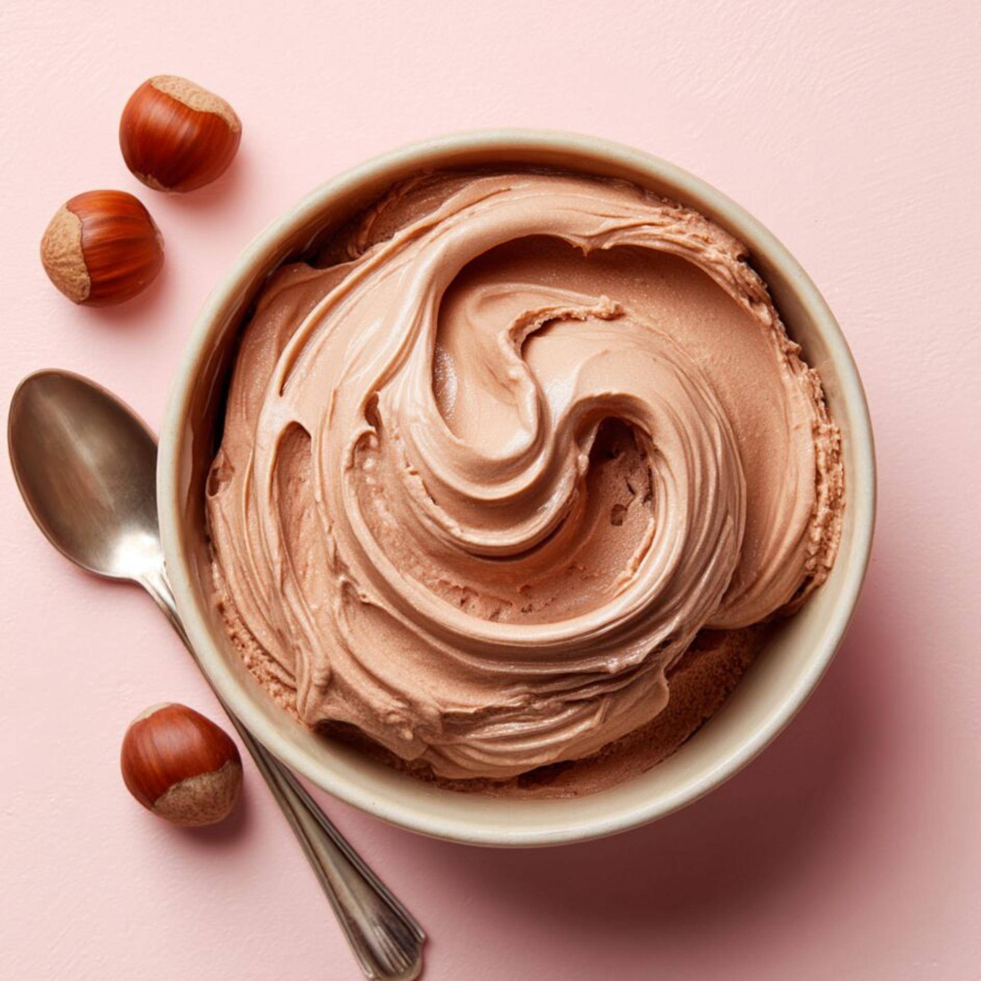 Gelato pâte à tartiner noisettes avec la machine à glaces Dolci - Recette Dolci | Moulinex