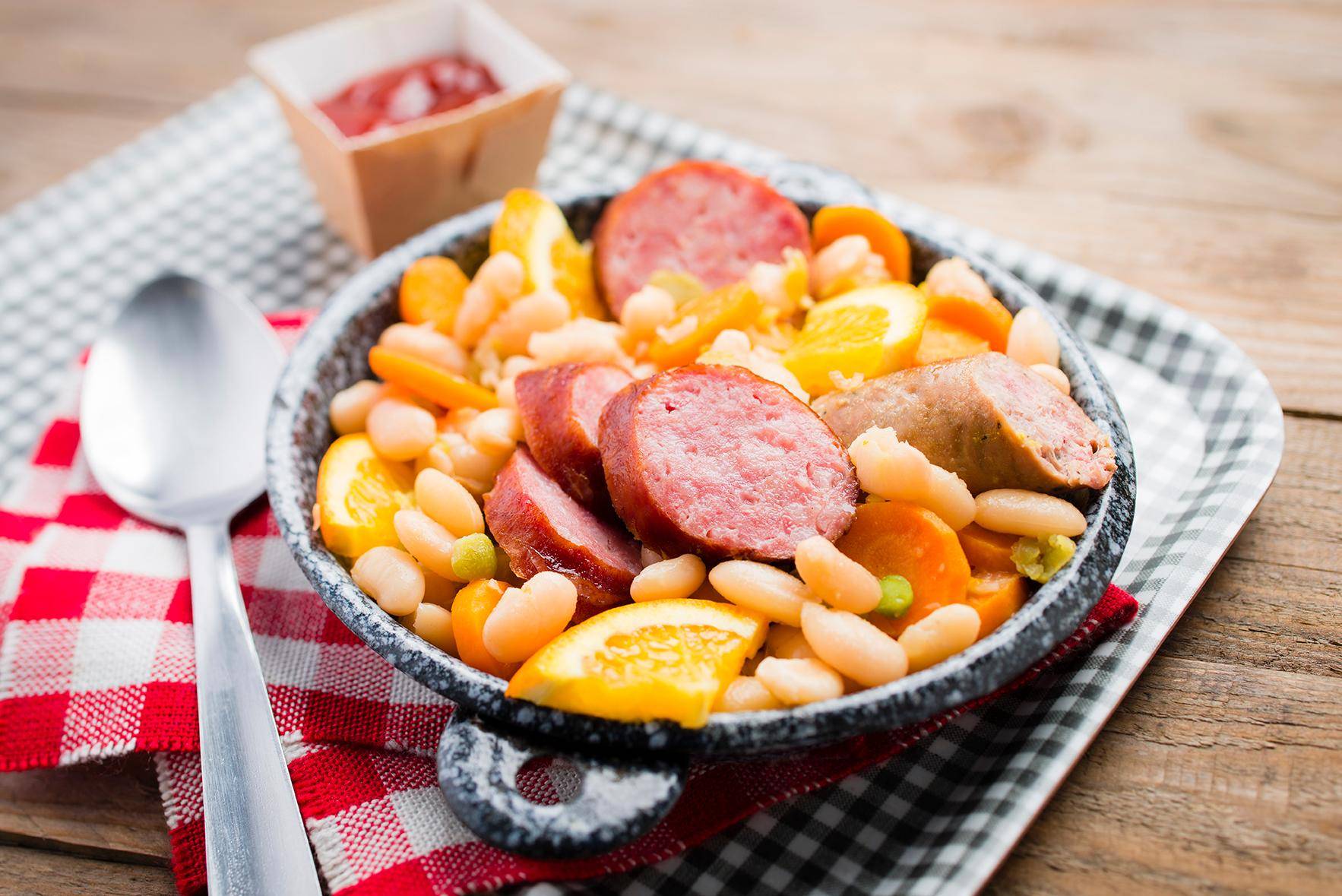 Ragoût de saucisses haricots - Recette Cookeo | Moulinex