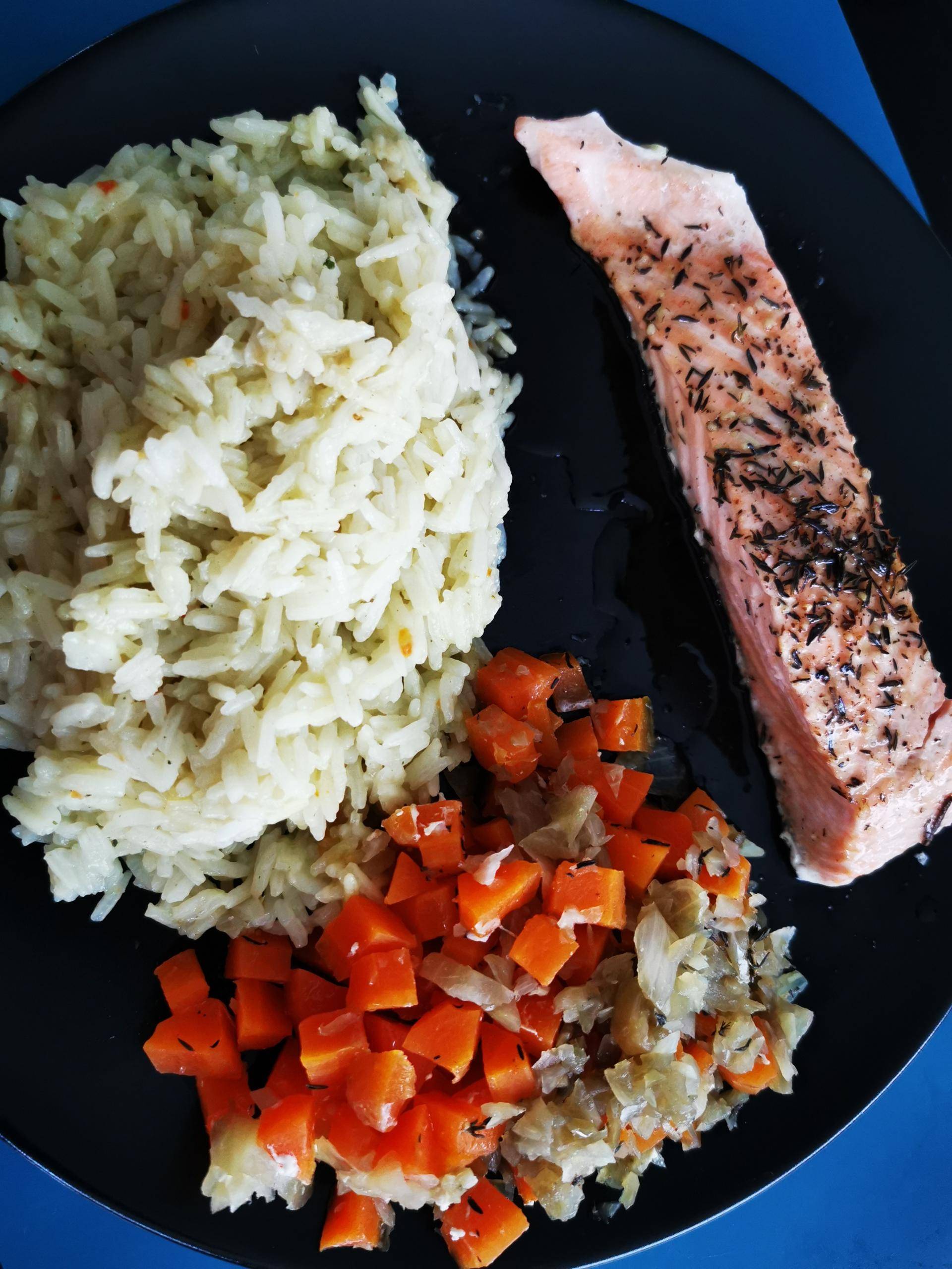 Saumon au sirop d'érable et ses légumes - Recette Companion Connect XL | Moulinex