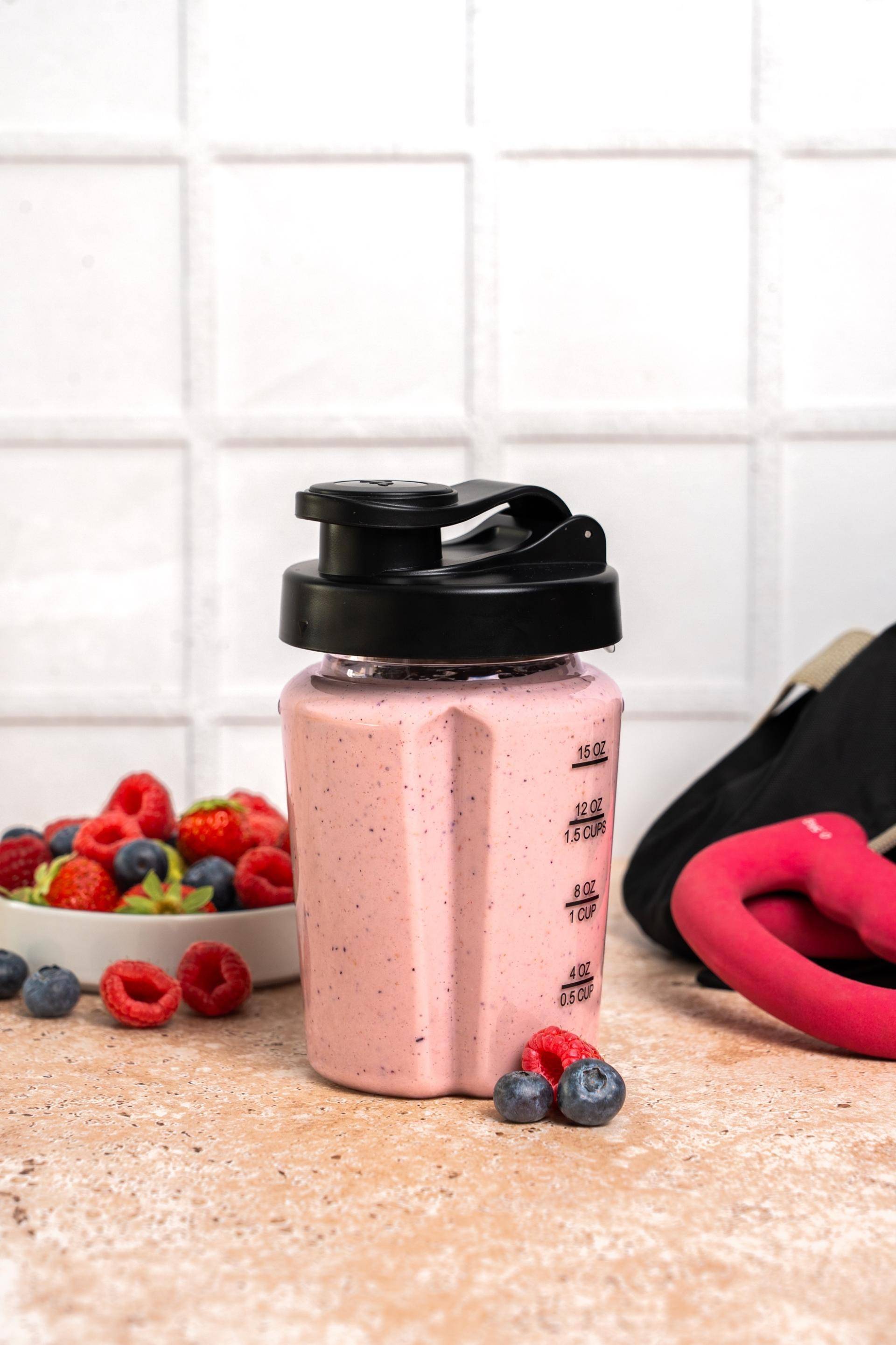 Smoothie fruits rouges-skyr - Recette Blend up | Moulinex