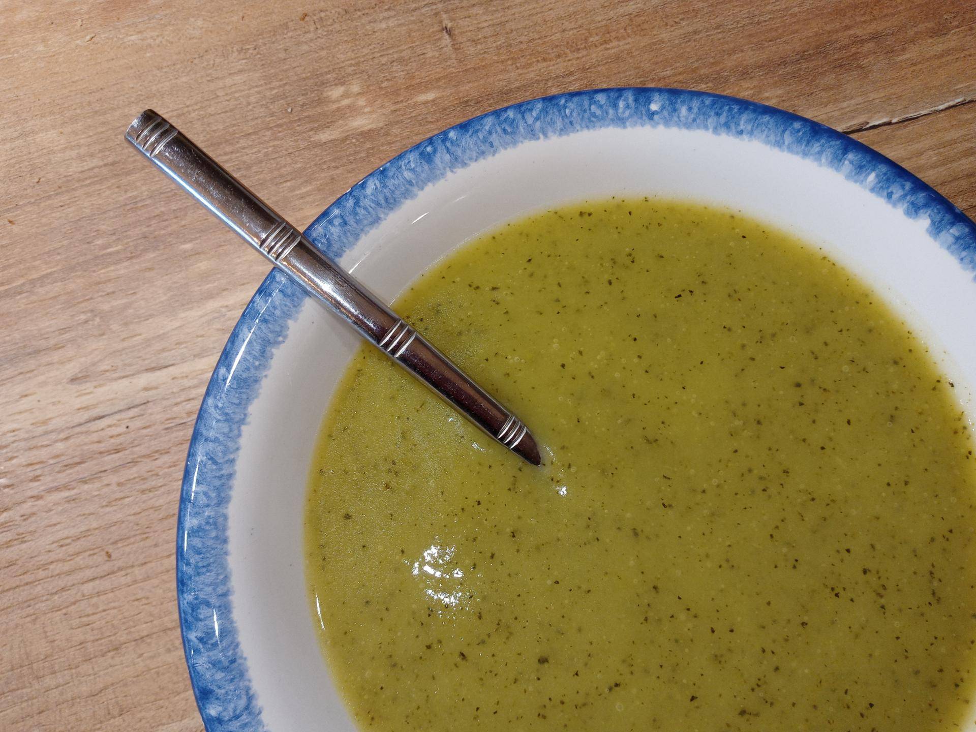 Velouté de courgettes à la féta - Recette Companion Connect XL | Moulinex
