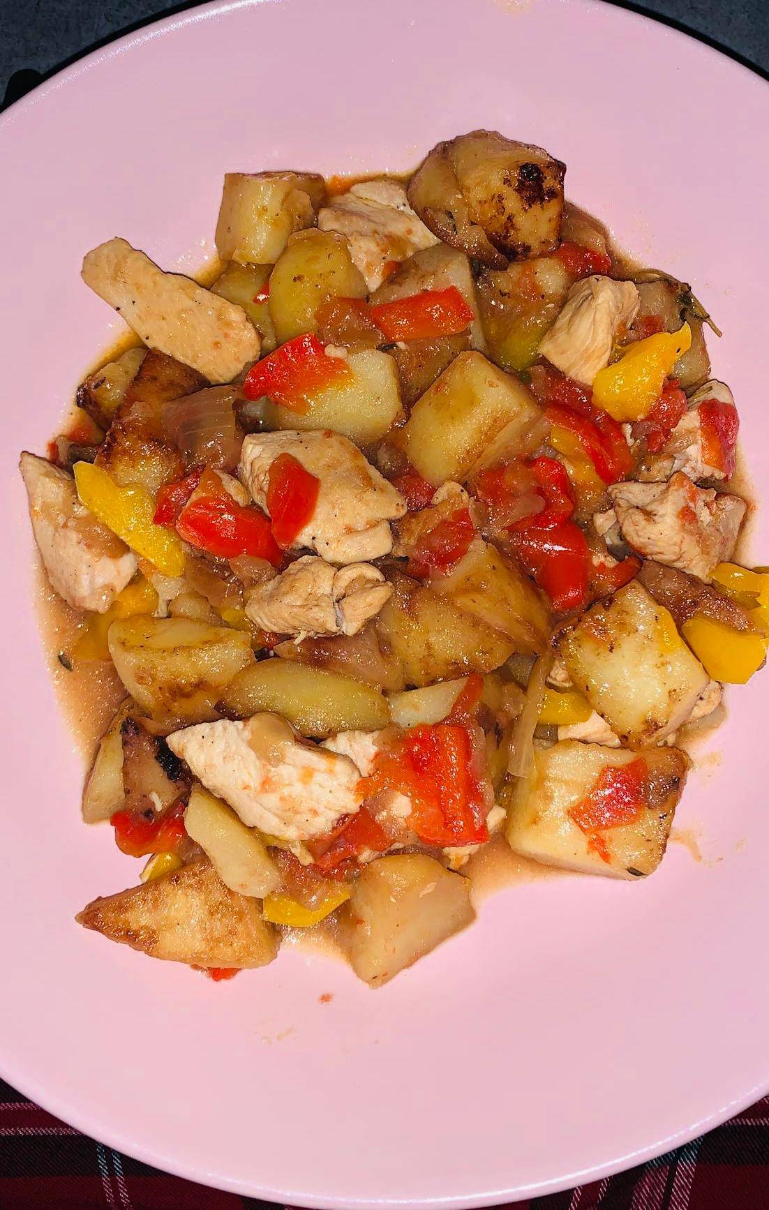 Poulet basquaise et pommes de terres sautées - Recette Cookeo | Moulinex
