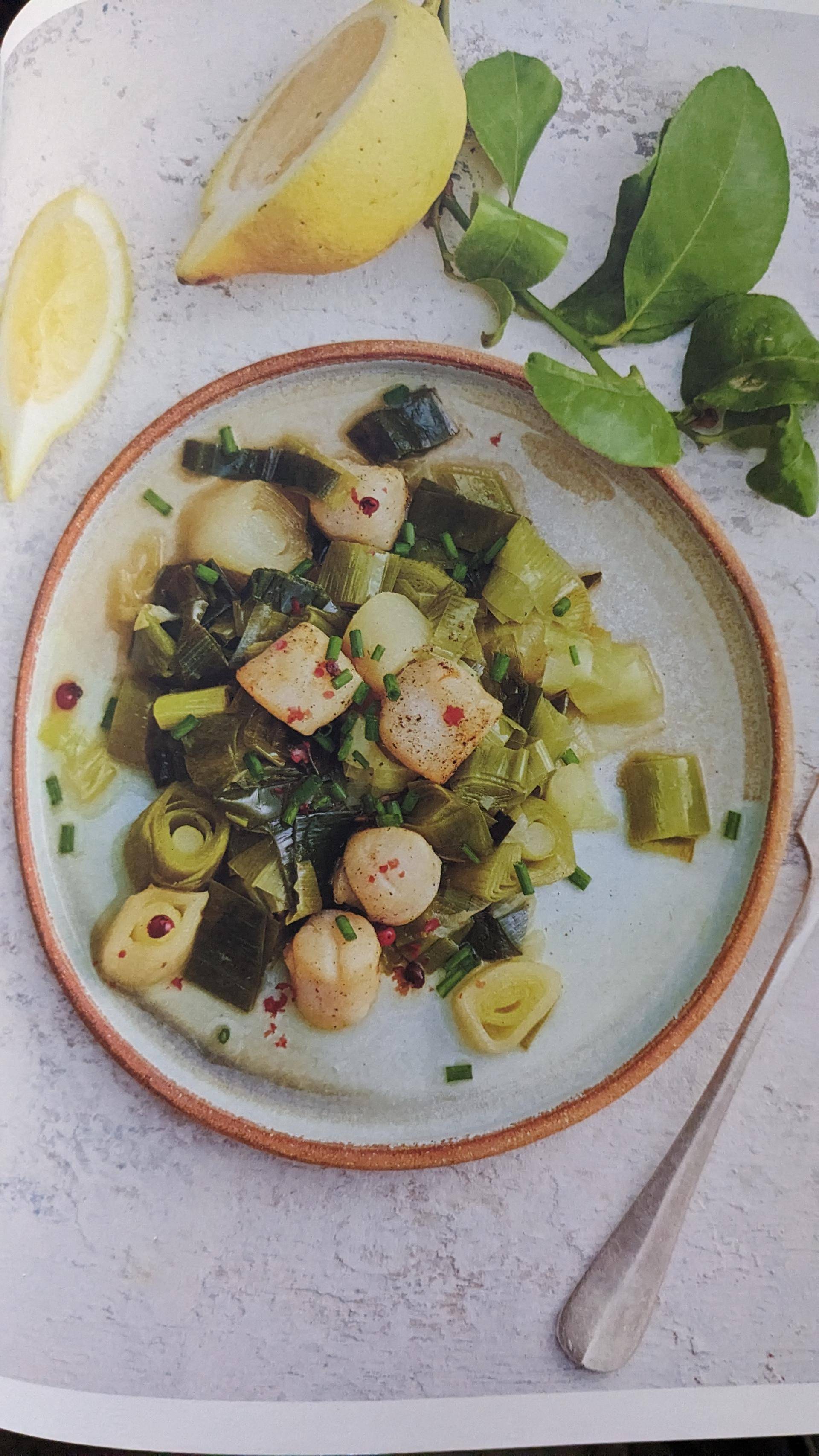 Saint jacques à la vanille et fondue de poireaux - Recette Cookeo V3 | Moulinex