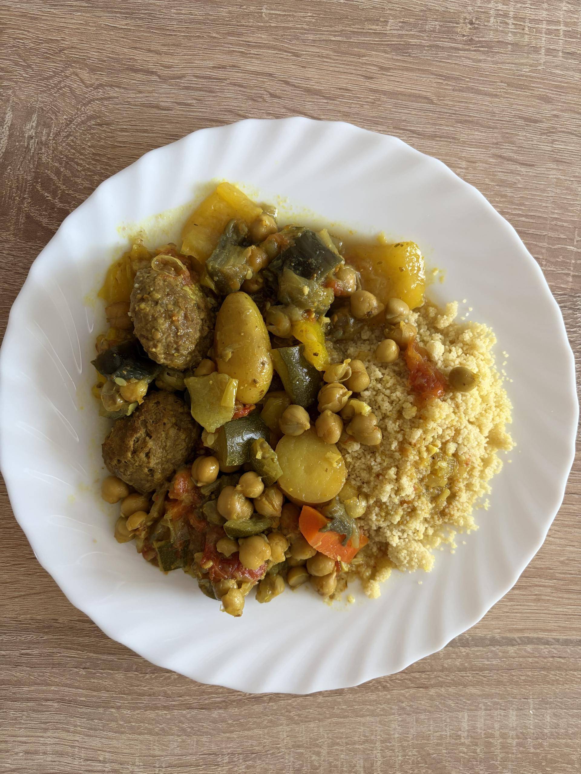 Couscous légumes et boulettes - Recette Cookeo V3 | Moulinex