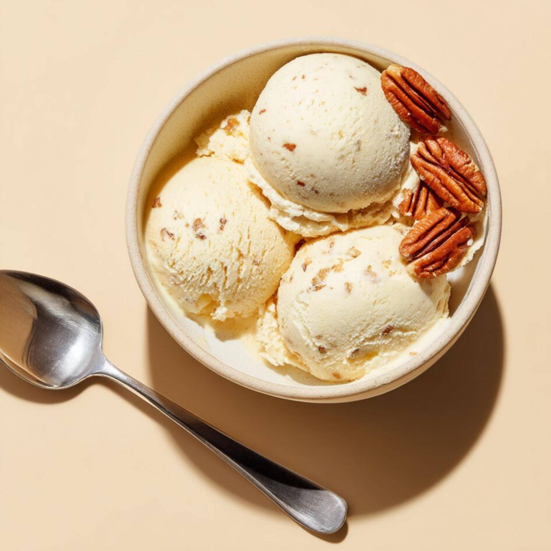 Glace vanille et noix de pécan caramélisées avec la machine à glaces Dolci - Recette Dolci | Moulinex