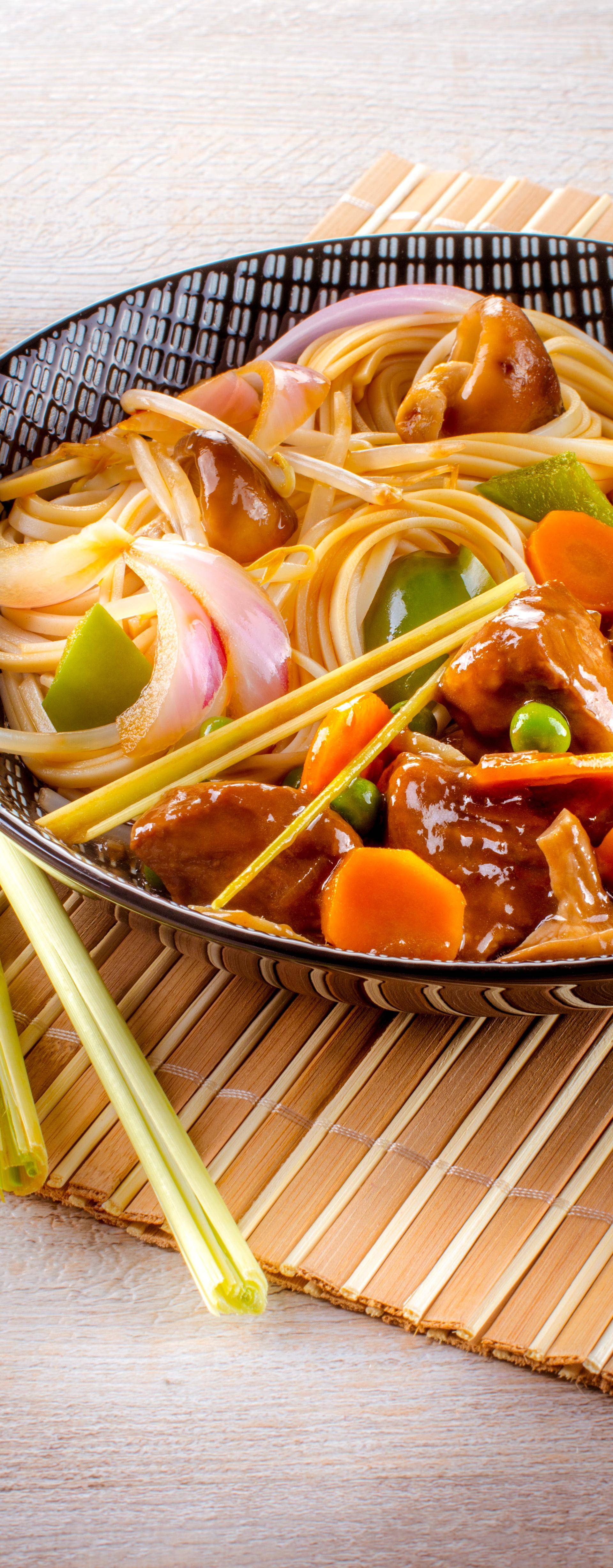 Mijoté de porc sucré salé aux nouilles chinoises - Recette Companion | Moulinex