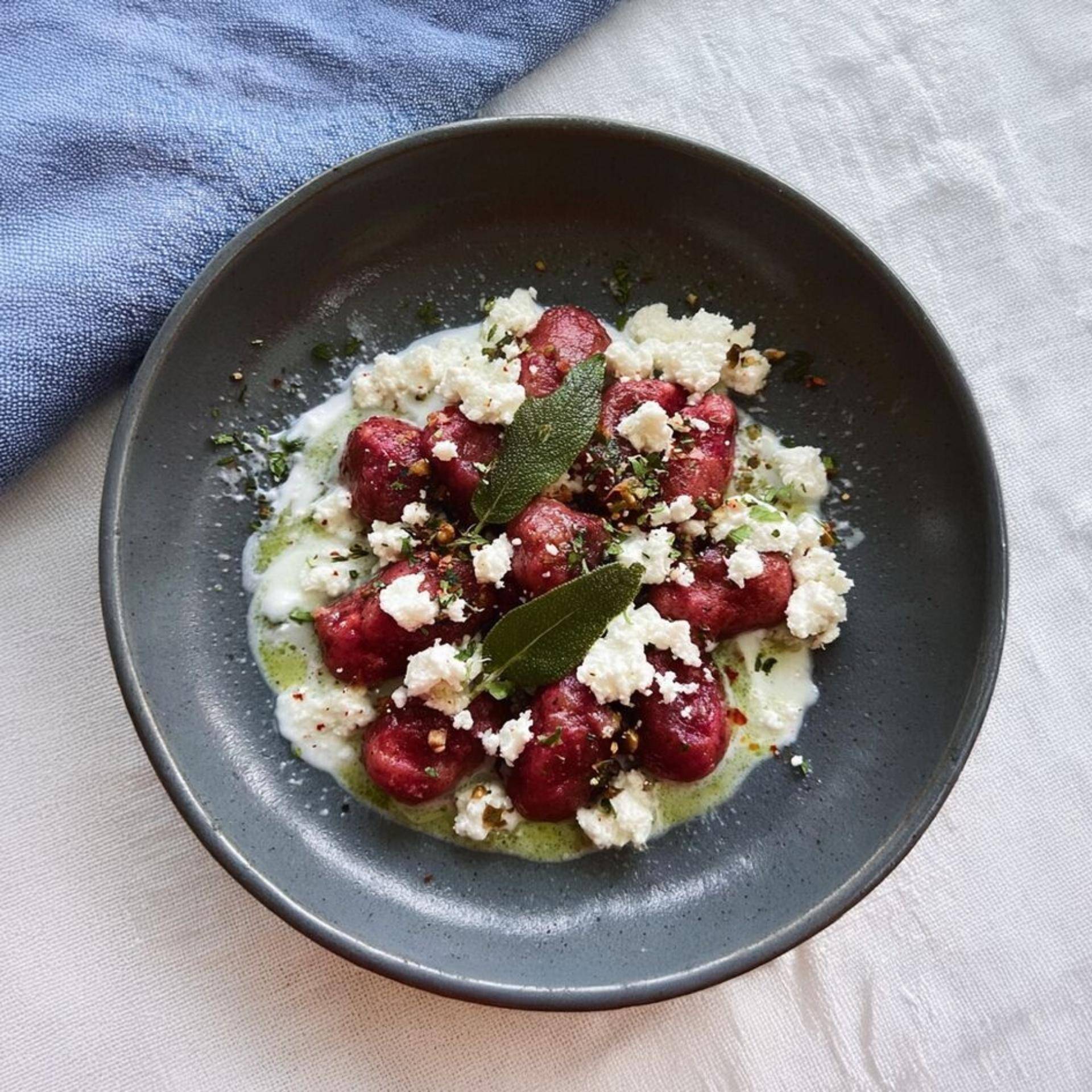 Gnocchis de betteraves, noisettes et feta - Recette Companion Connect | Moulinex