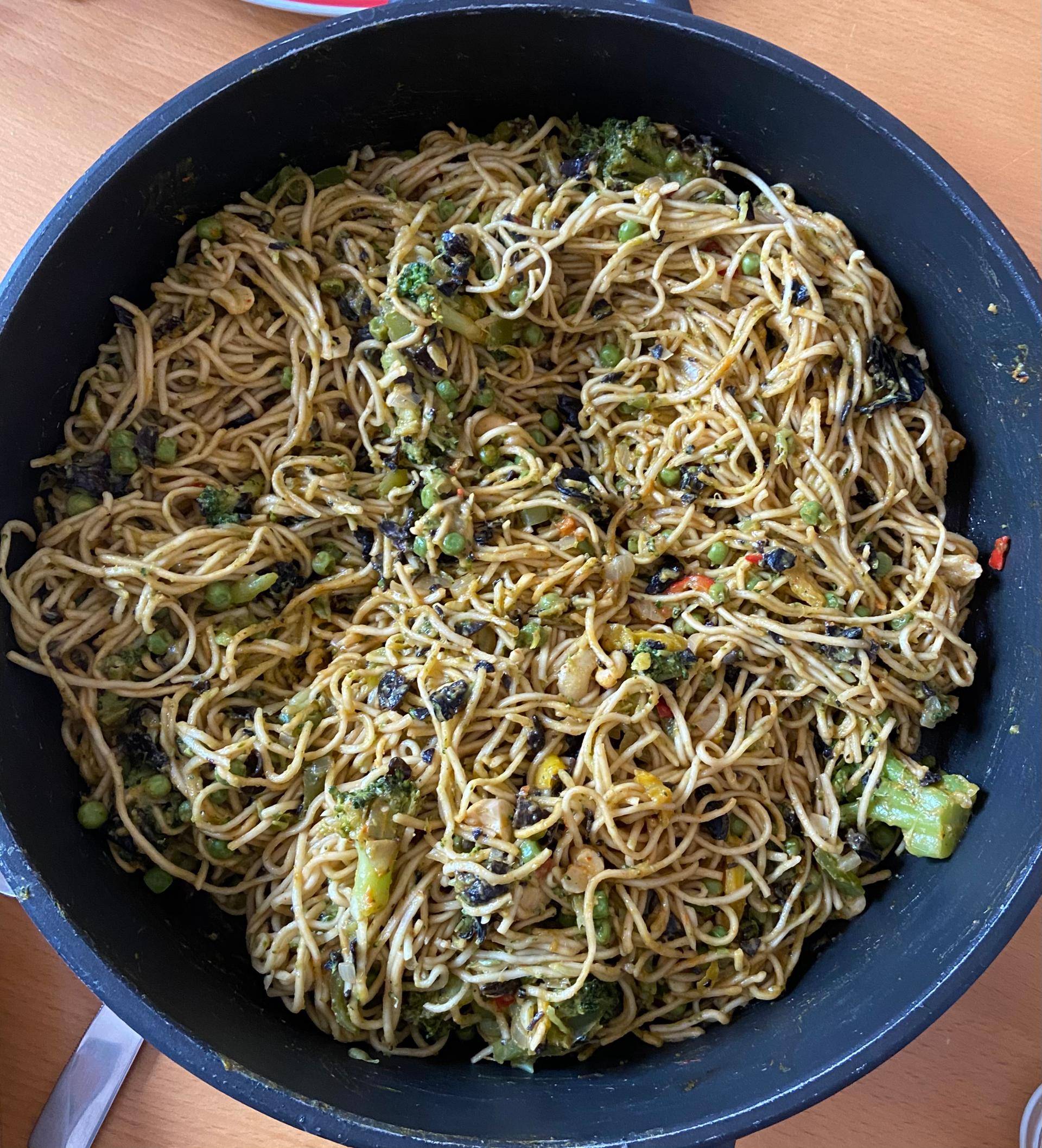 Nouilles sautées aux légumes - Recette Companion XL | Moulinex