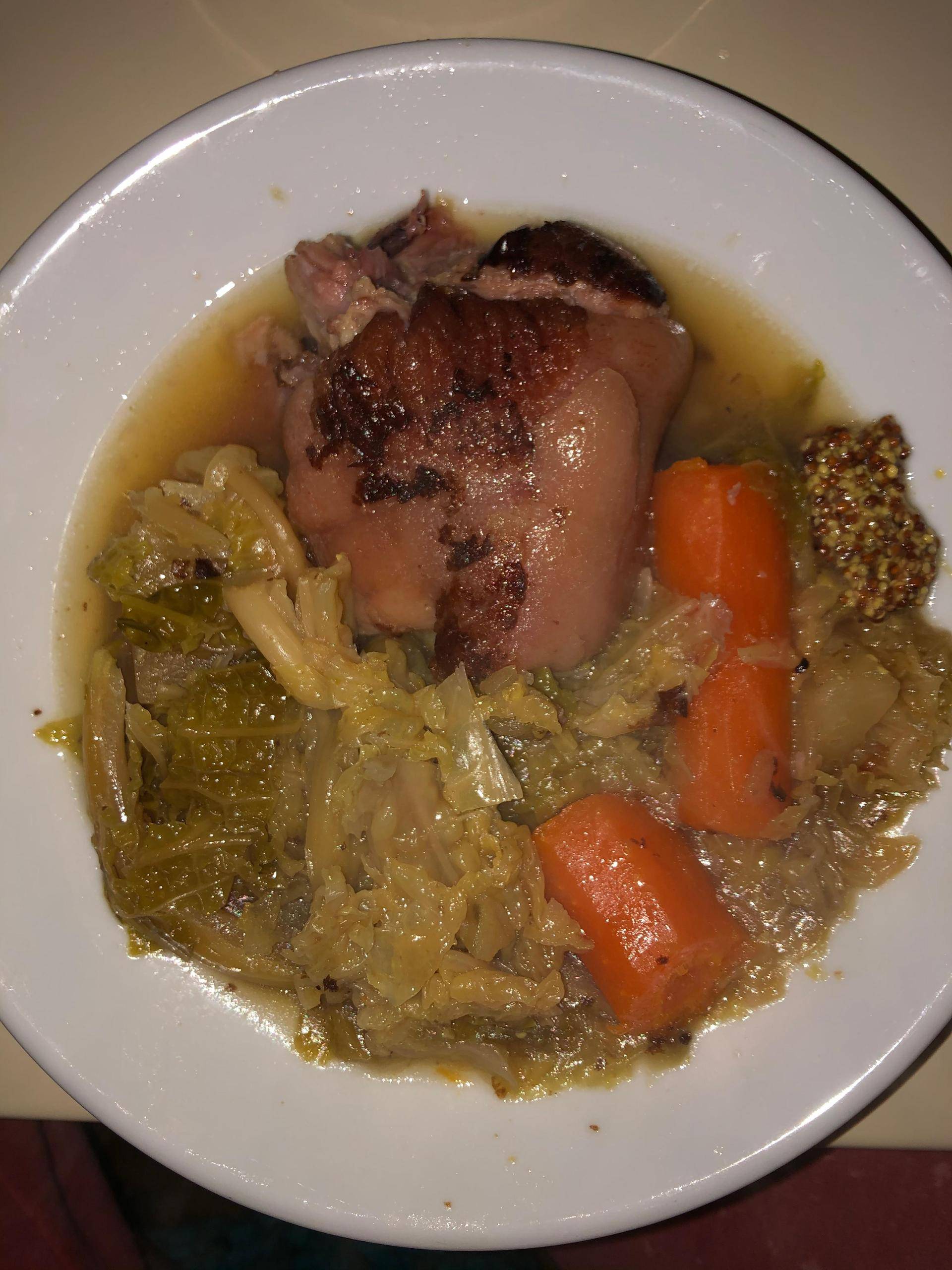 Soupe au chou vert et jarret de porc - Recette Cookeo | Moulinex