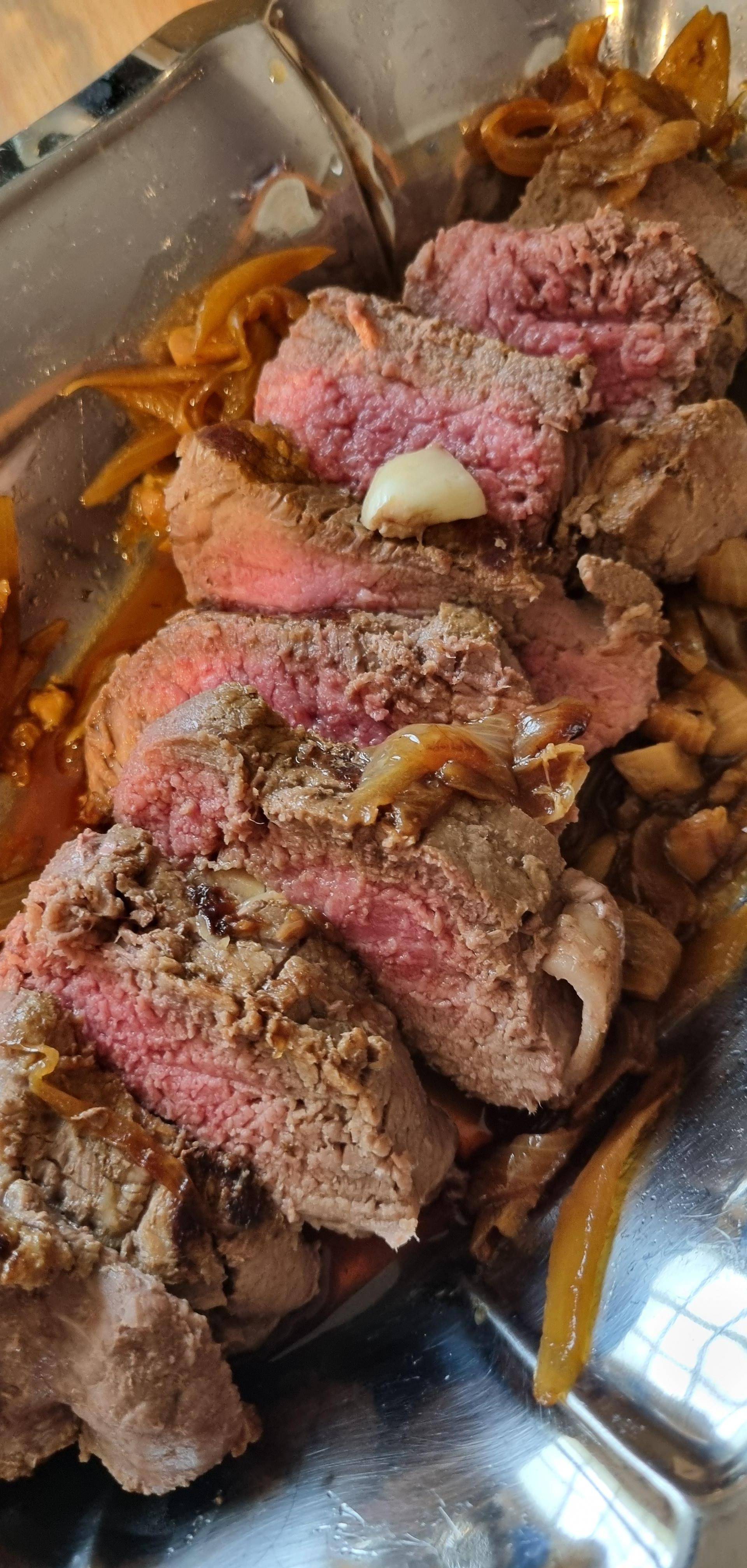 Roti de boeuf en sauce aux oignons - Recette Cookeo | Moulinex