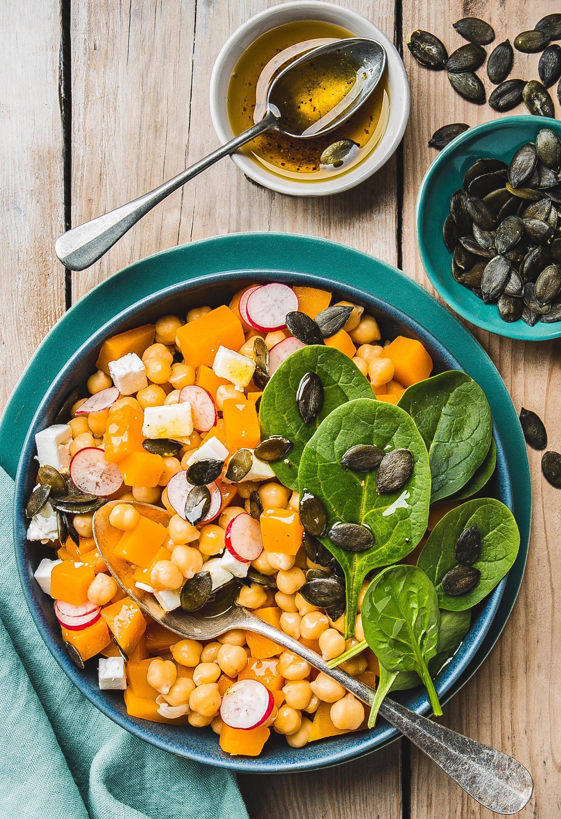 Salade de pois chiches, butternut et graines de courge - Recette Companion | Moulinex