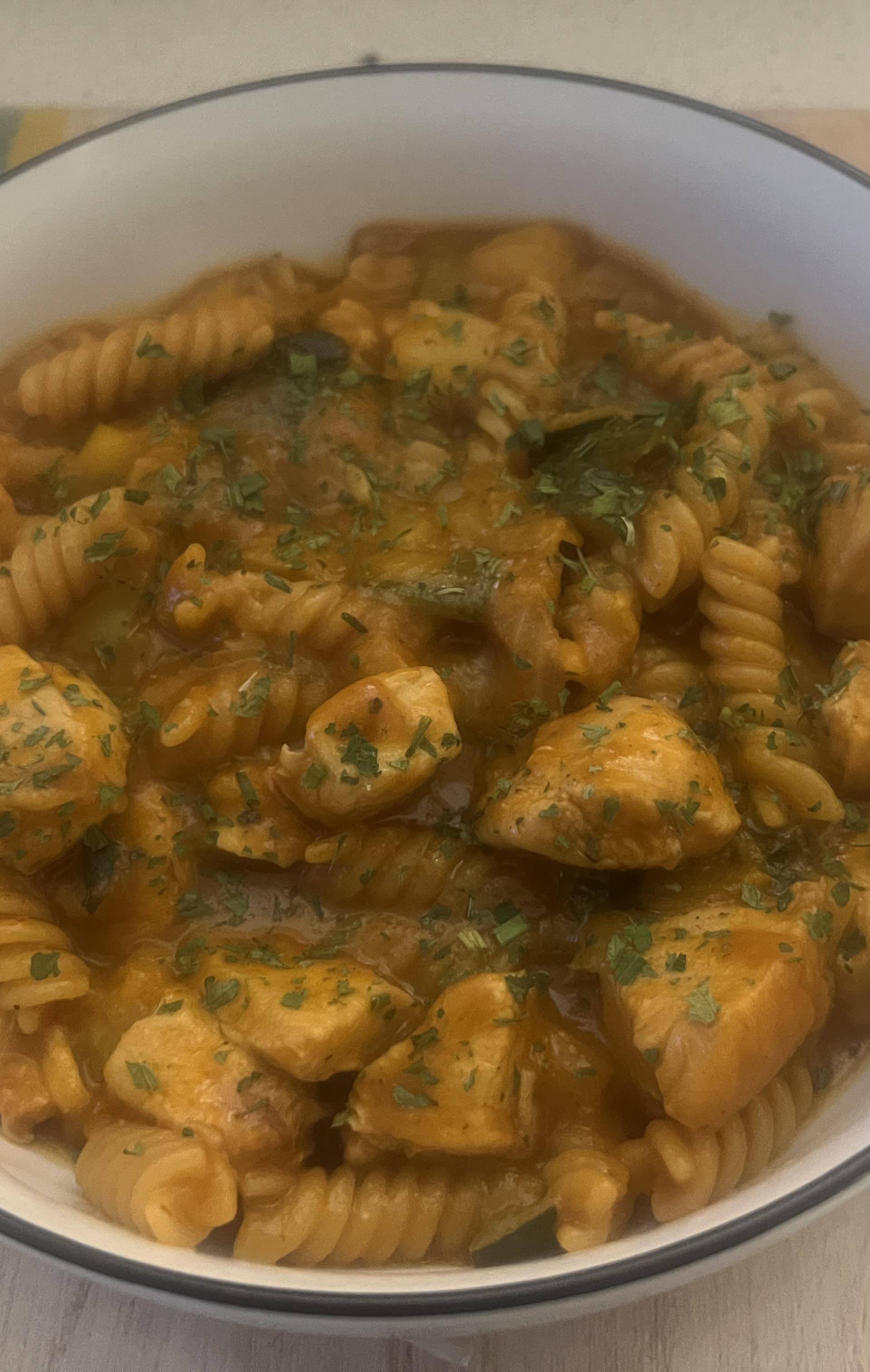 One-pot pasta coco & cury rouge - Recette Cookeo | Moulinex