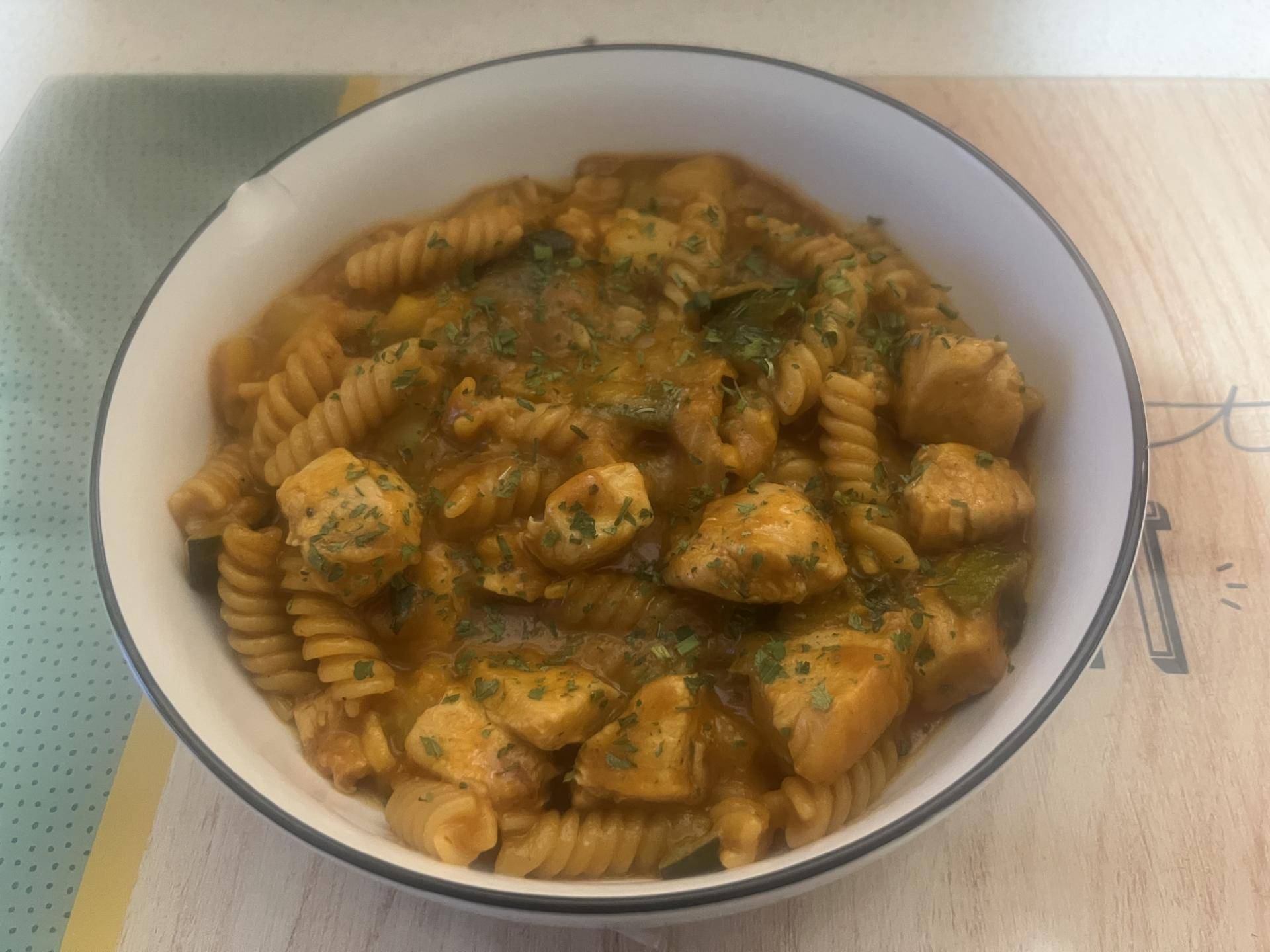 One-pot pasta coco & cury rouge - Recette Cookeo | Moulinex