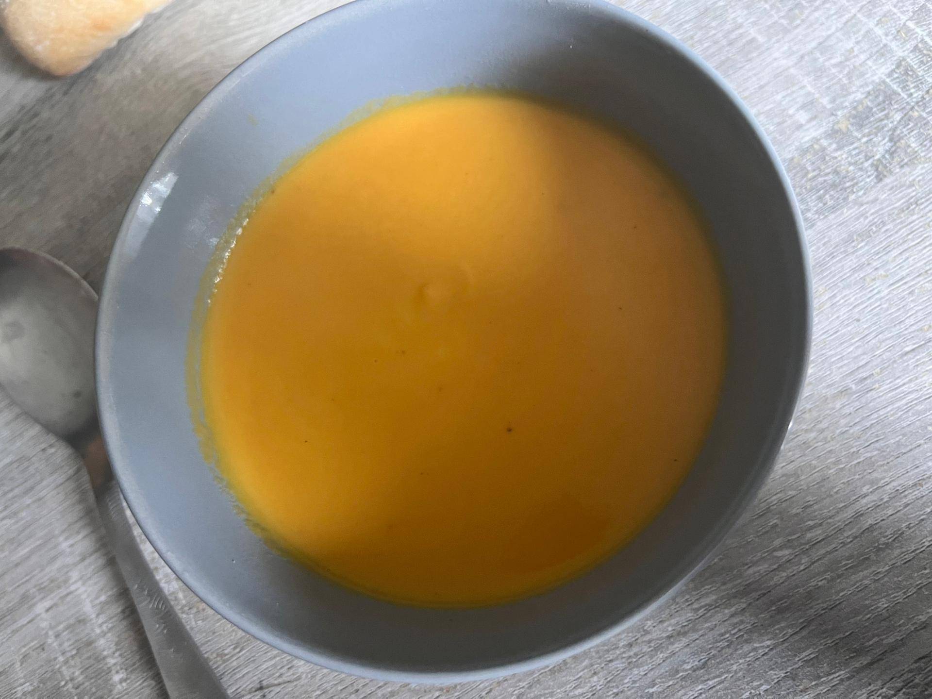 Velouté de patates douces et carottes - Recette Companion Connect XL | Moulinex