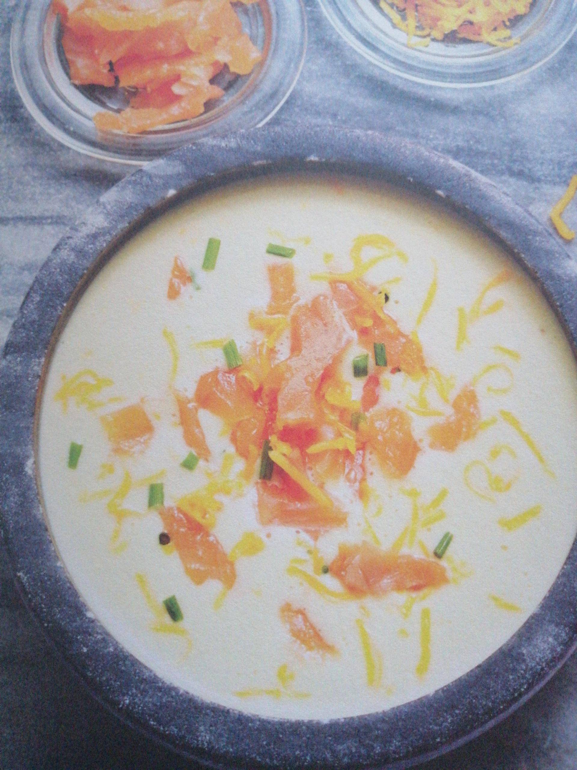 Soupe au chou romanesco et saumon fumé - Recette Cookeo | Moulinex