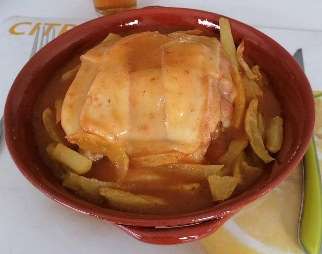 Francesinha(croque monsieur portugais) - Recette Companion Connect | Moulinex