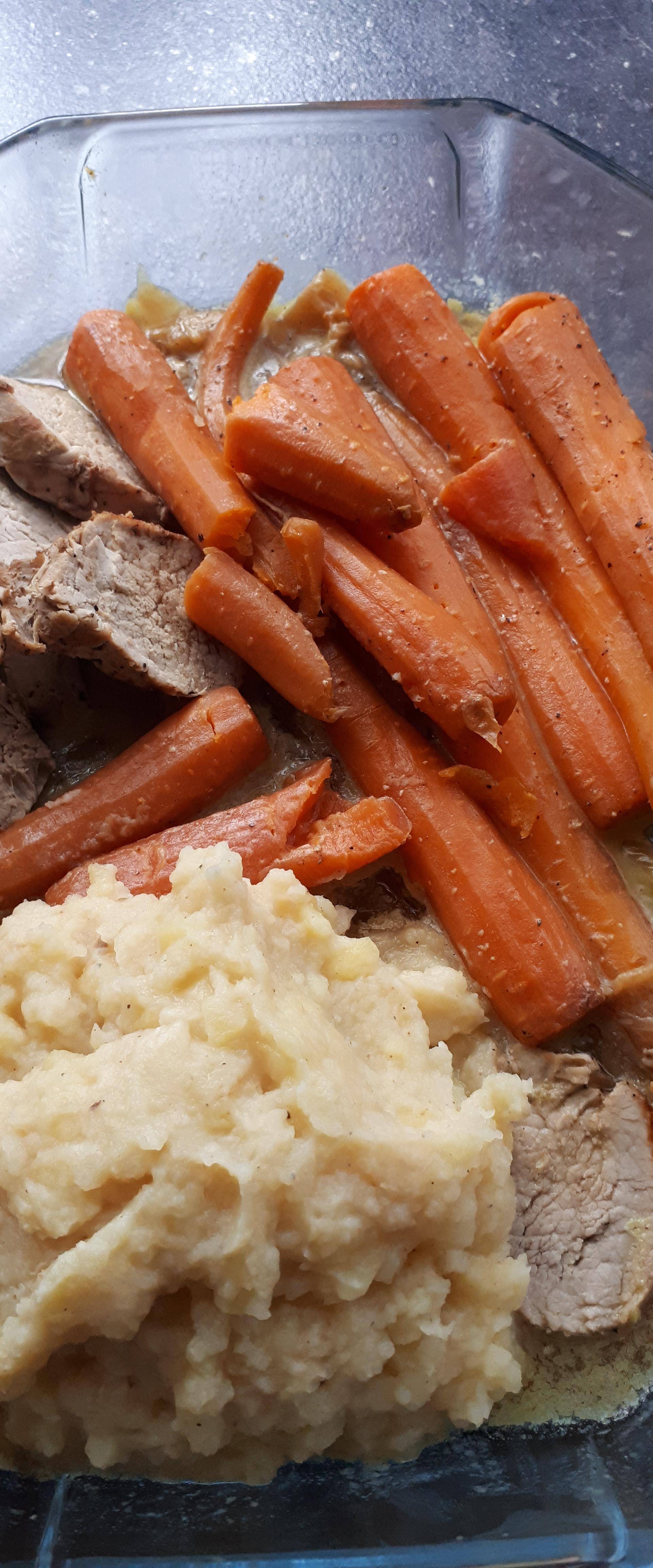 Filet pur de porc, purée de céleri rave et carottes au miel - Recette Cookeo | Moulinex