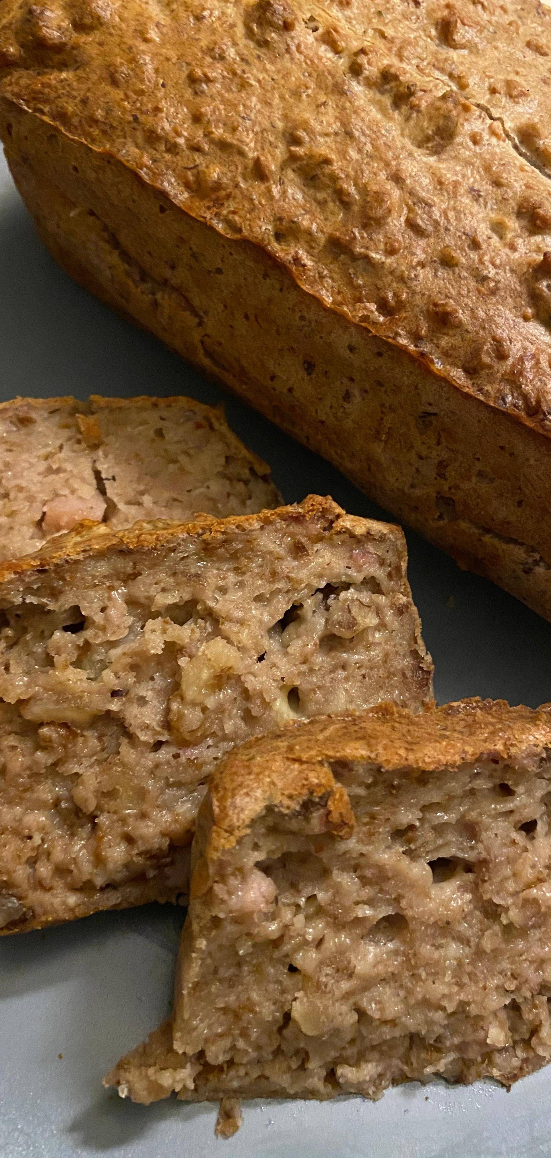 Cake lardons, bleu et noix - Recette Companion Connect | Moulinex