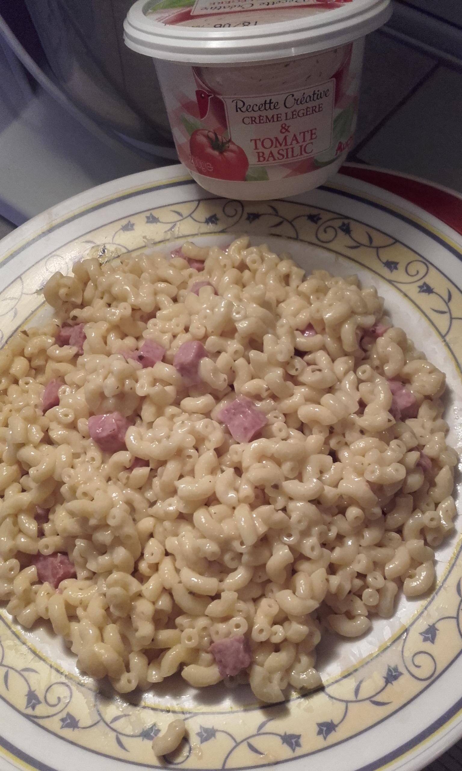 Coquillettes dés de jambon crème légère tomate basilic - Recette Cookeo | Moulinex