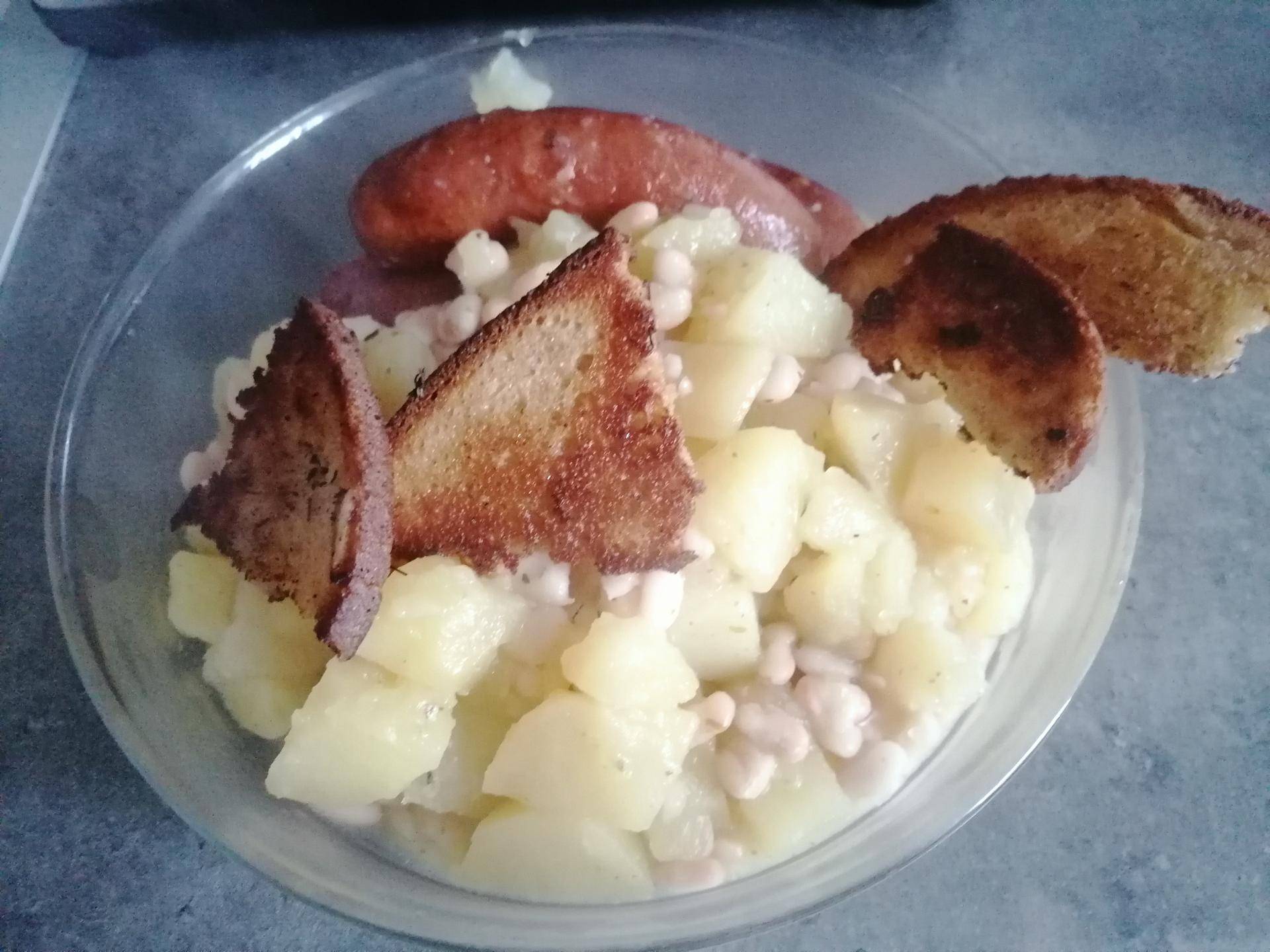 Pommes de terre saucisses de Montbéliard haricots blancs - Recette Cookeo V3 | Moulinex
