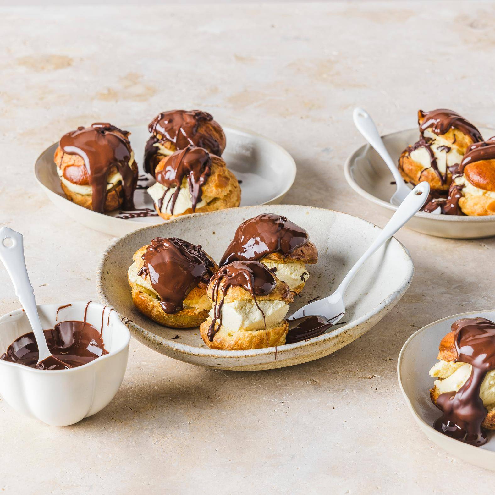 Profiteroles au chocolat - Recette Kitchen Machines Touch/Touch + | Moulinex