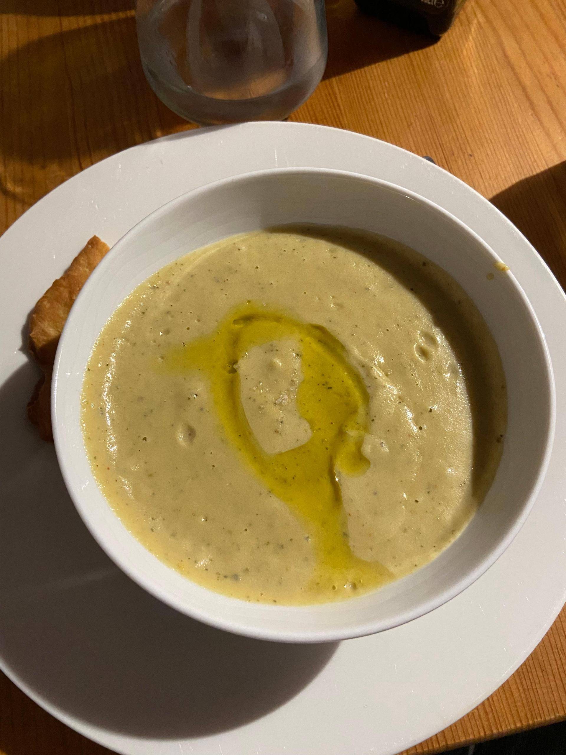 Soupe courgettes et pommes de terres - Recette Cookeo | Moulinex