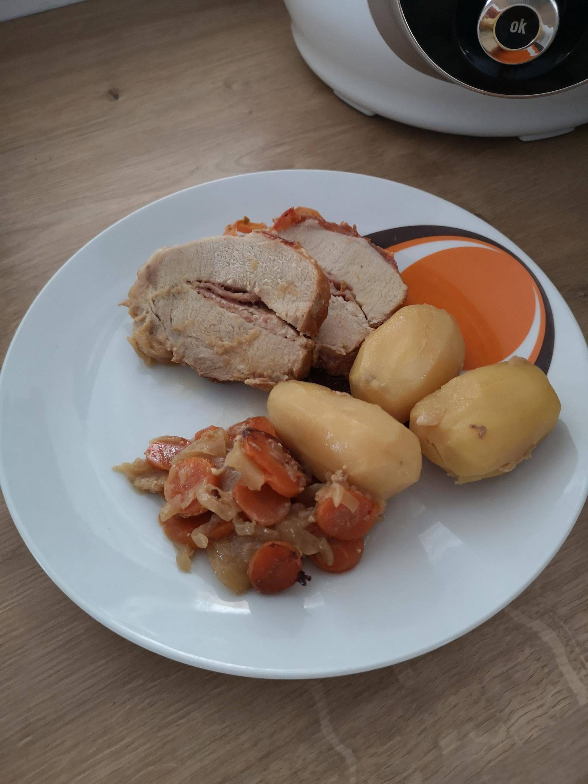 Rôti de porc, pommes de terre et carottes - Recette Cookeo | Moulinex