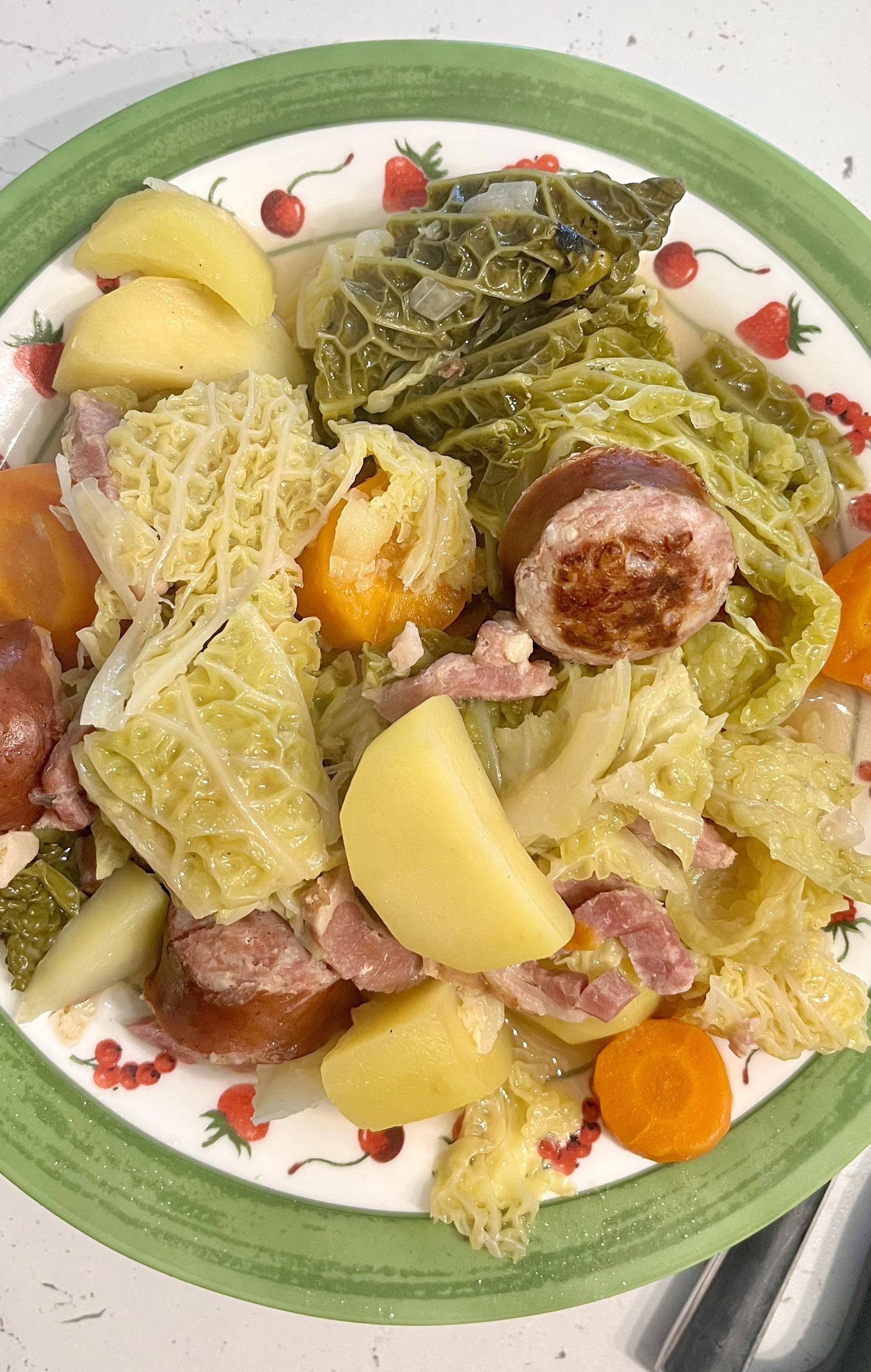 Chou braisé aux saucisses - Recette Cookeo V3 | Moulinex