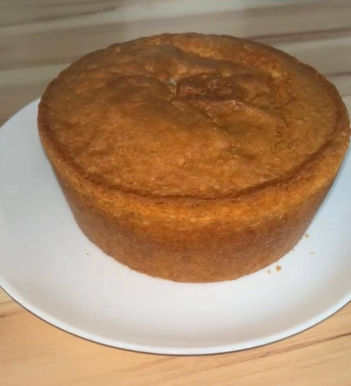 Gâteau au yaourt nature - Recette Cookeo | Moulinex