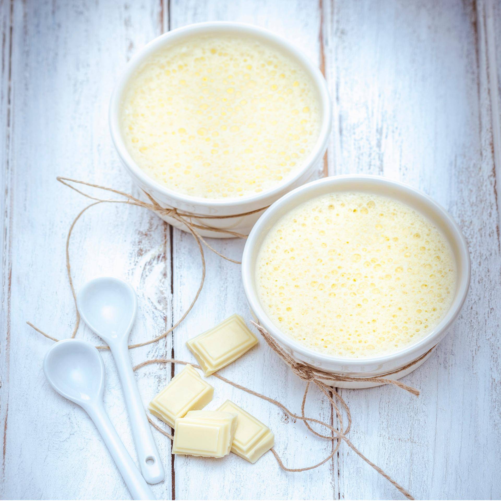 Mousse légère au chocolat blanc - Recette Companion Connect XL | Moulinex