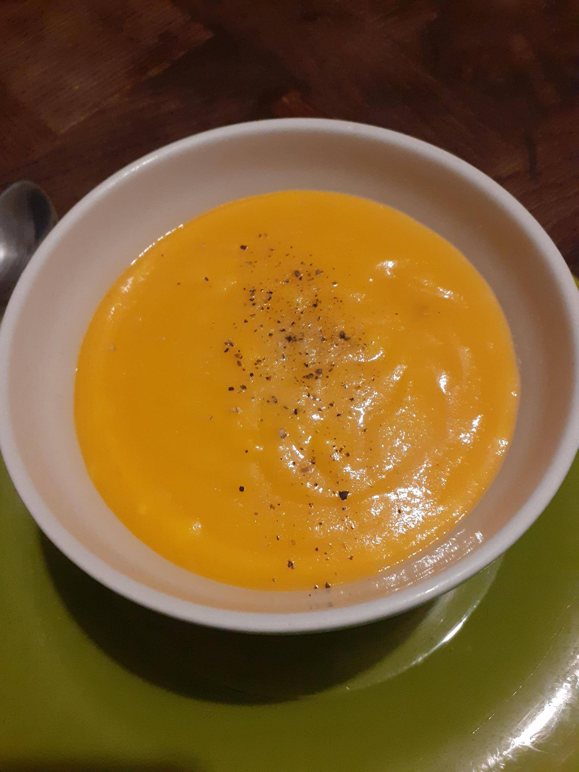 Velouté Brighton (carottes- cheddar ) - Recette Companion Connect XL | Moulinex