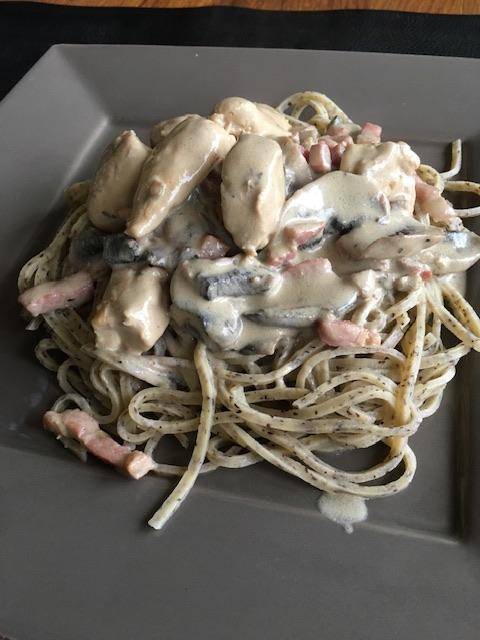 Poulet, lardons et champignons à la moutarde - Recette Cookeo V3 | Moulinex