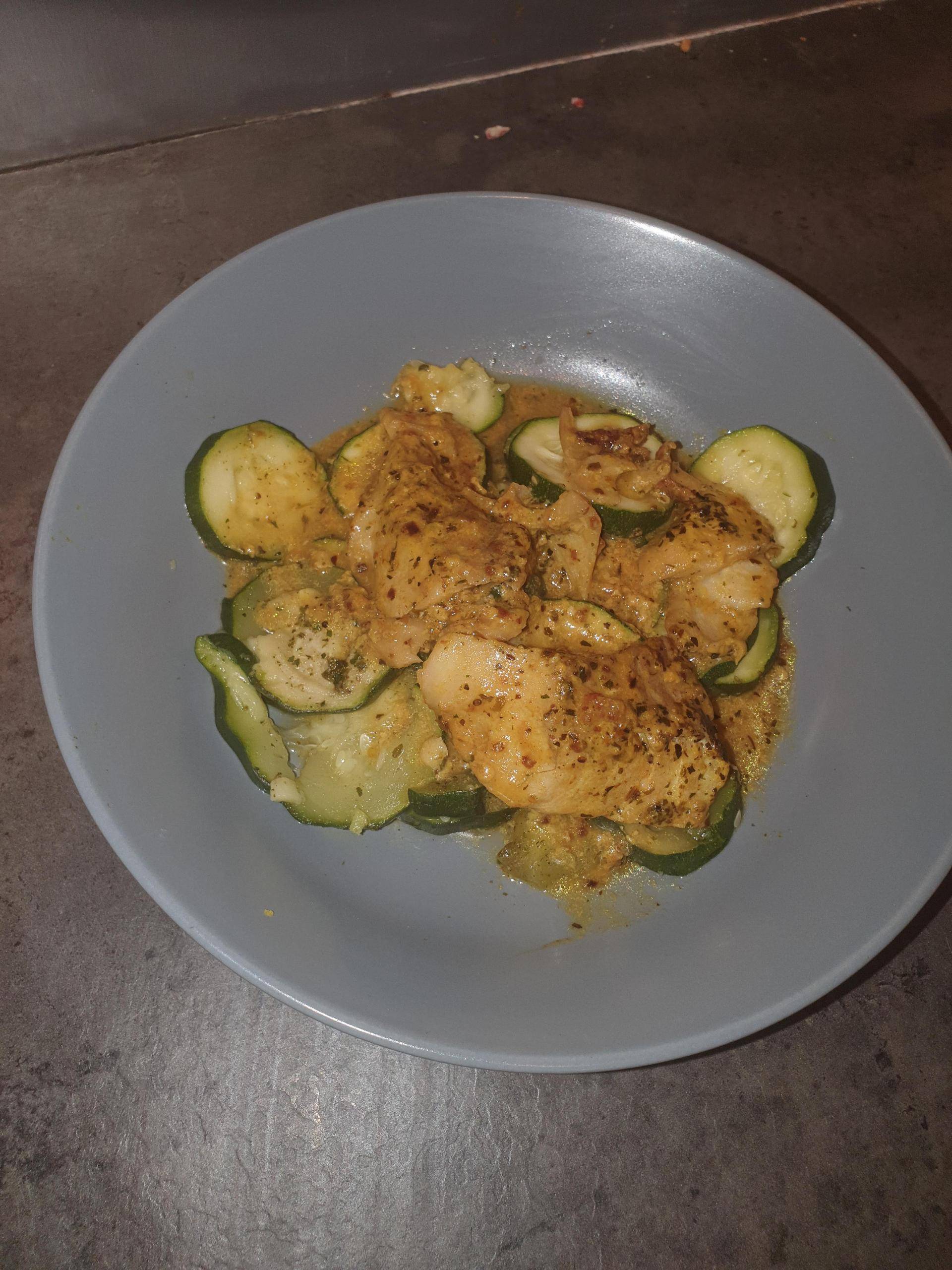 Dos lieu noir sauce curry aux lit de courgettes - Recette Cookeo V3 | Moulinex