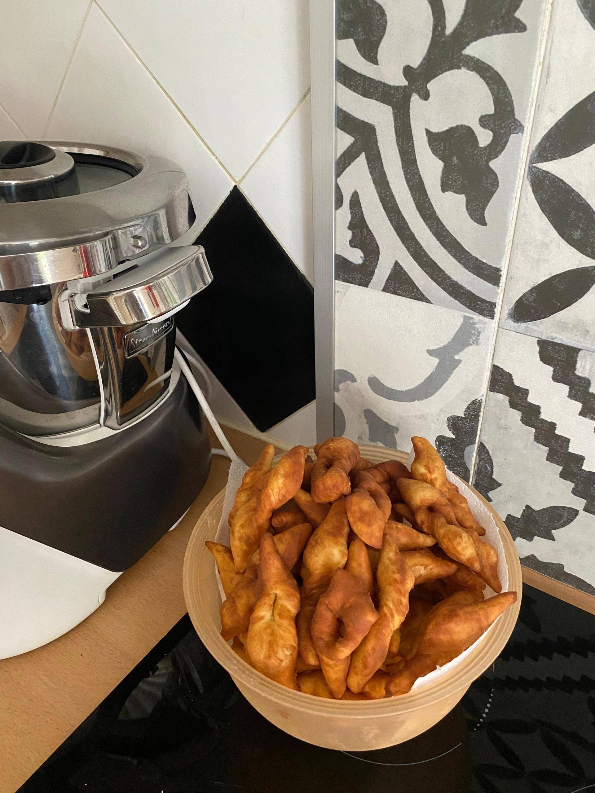 Bugnes moelleuses - Recette Companion Connect XL | Moulinex