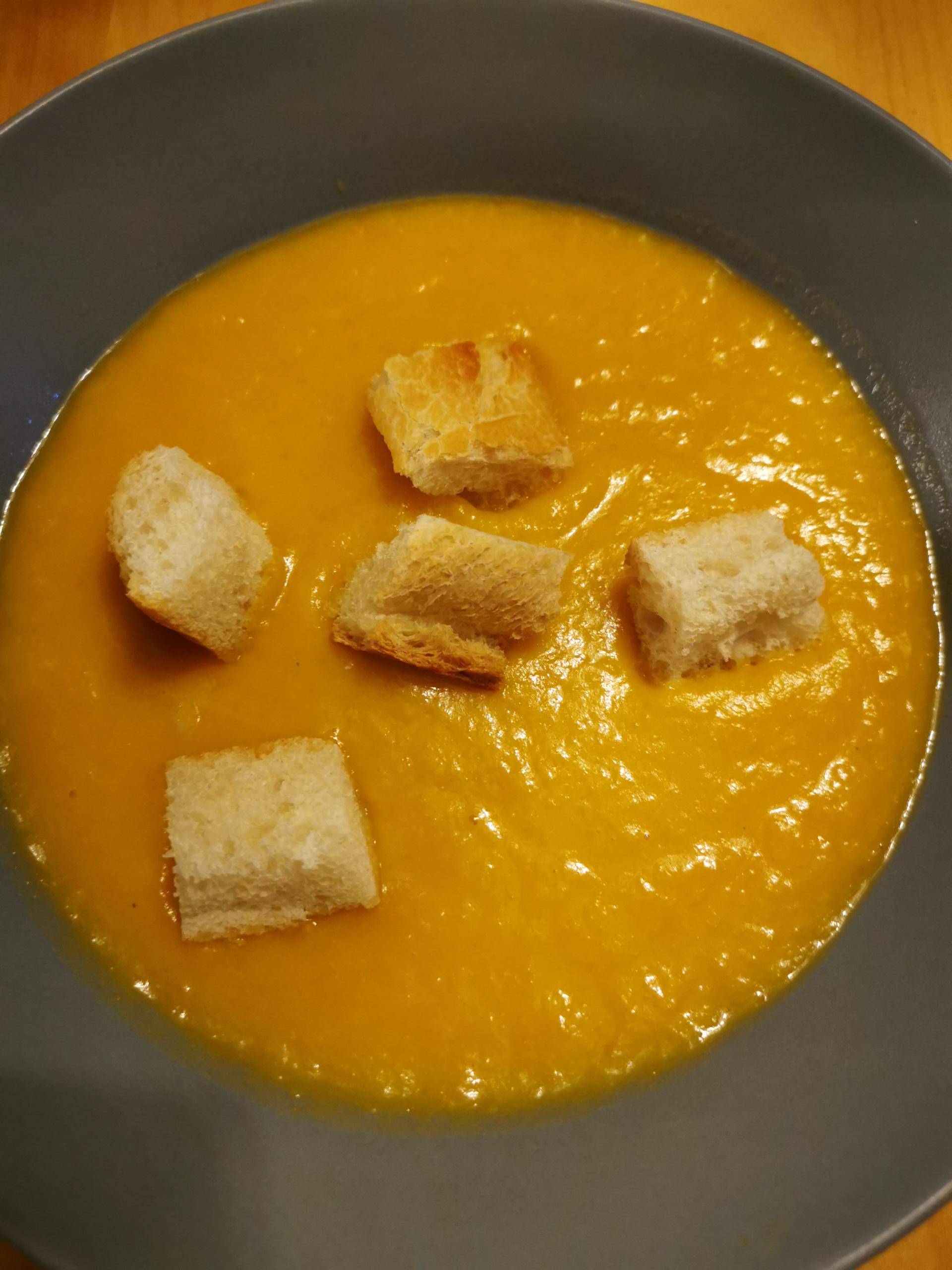Velouté de potiron et ses légumes d'automne - Recette Cookeo | Moulinex