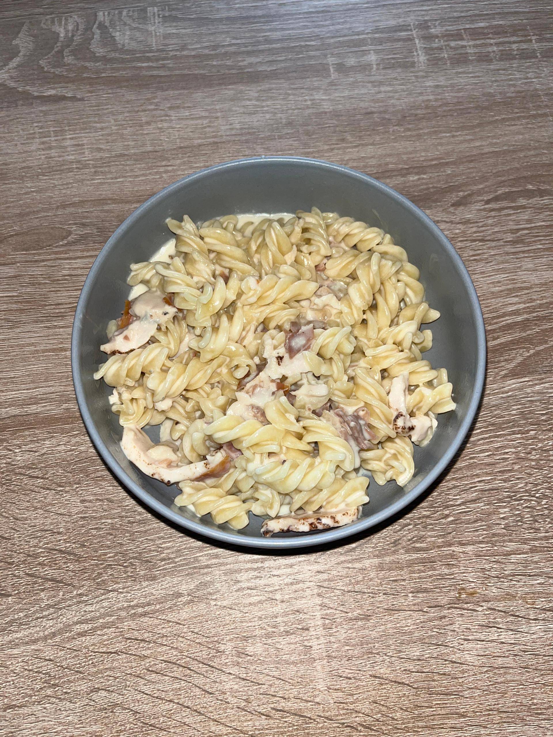Pâtes au poulet et gorgonzola - Recette Cookeo V3 | Moulinex