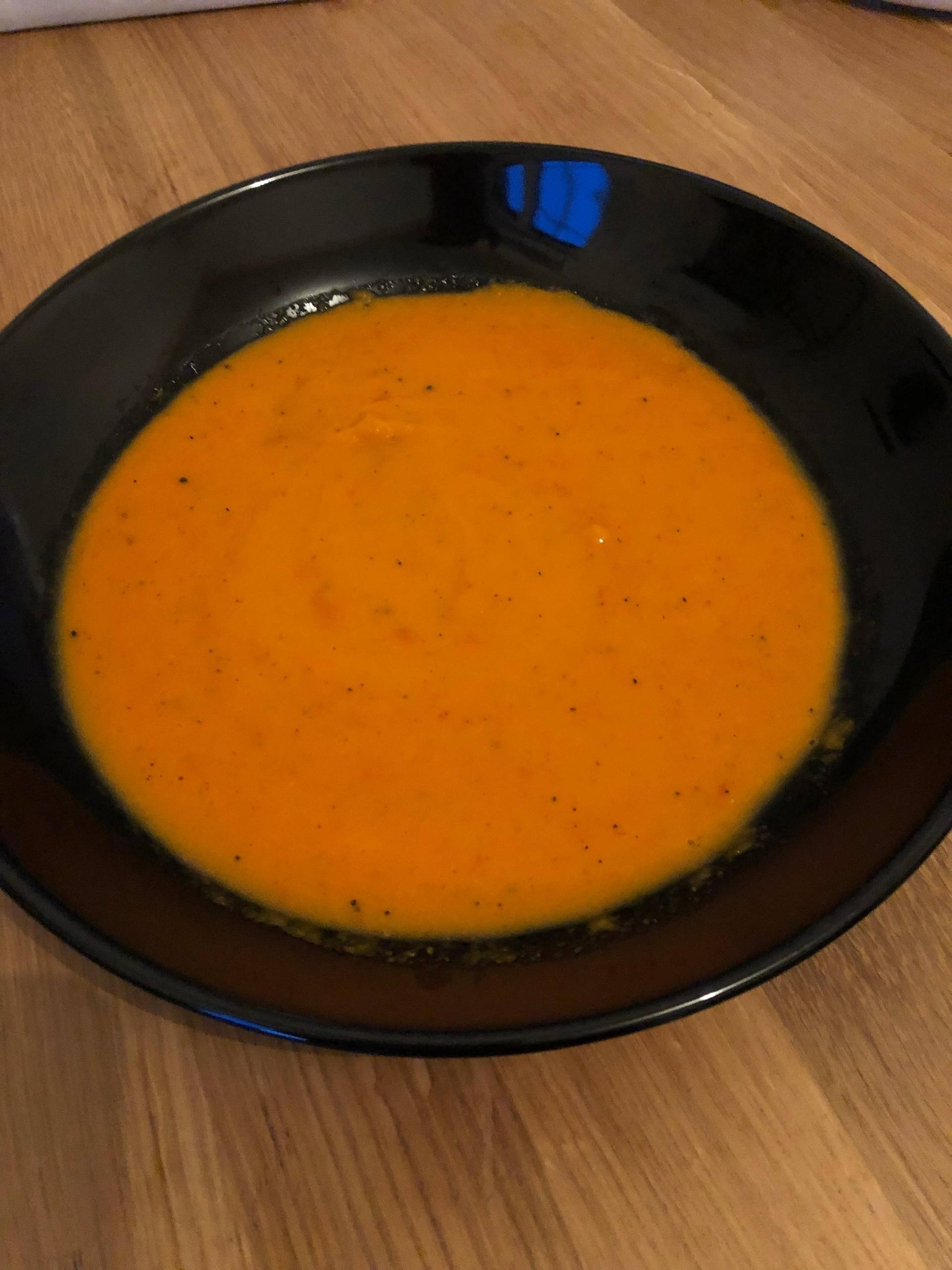Soupe de carottes et poivrons rouges - Recette Companion | Moulinex