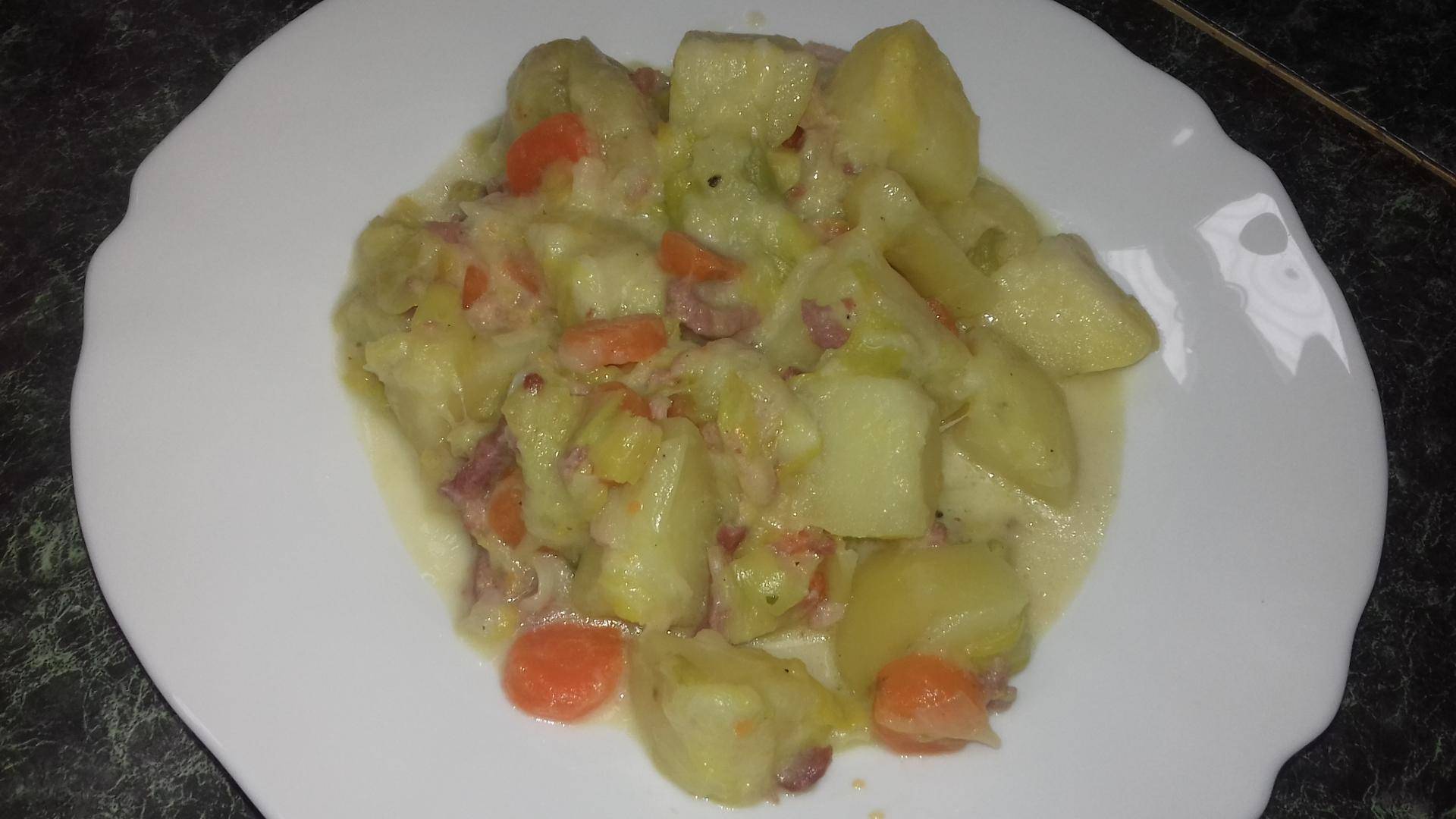 Fondue de poireaux, carottes, pdt et lardons - Recette Cookeo | Moulinex