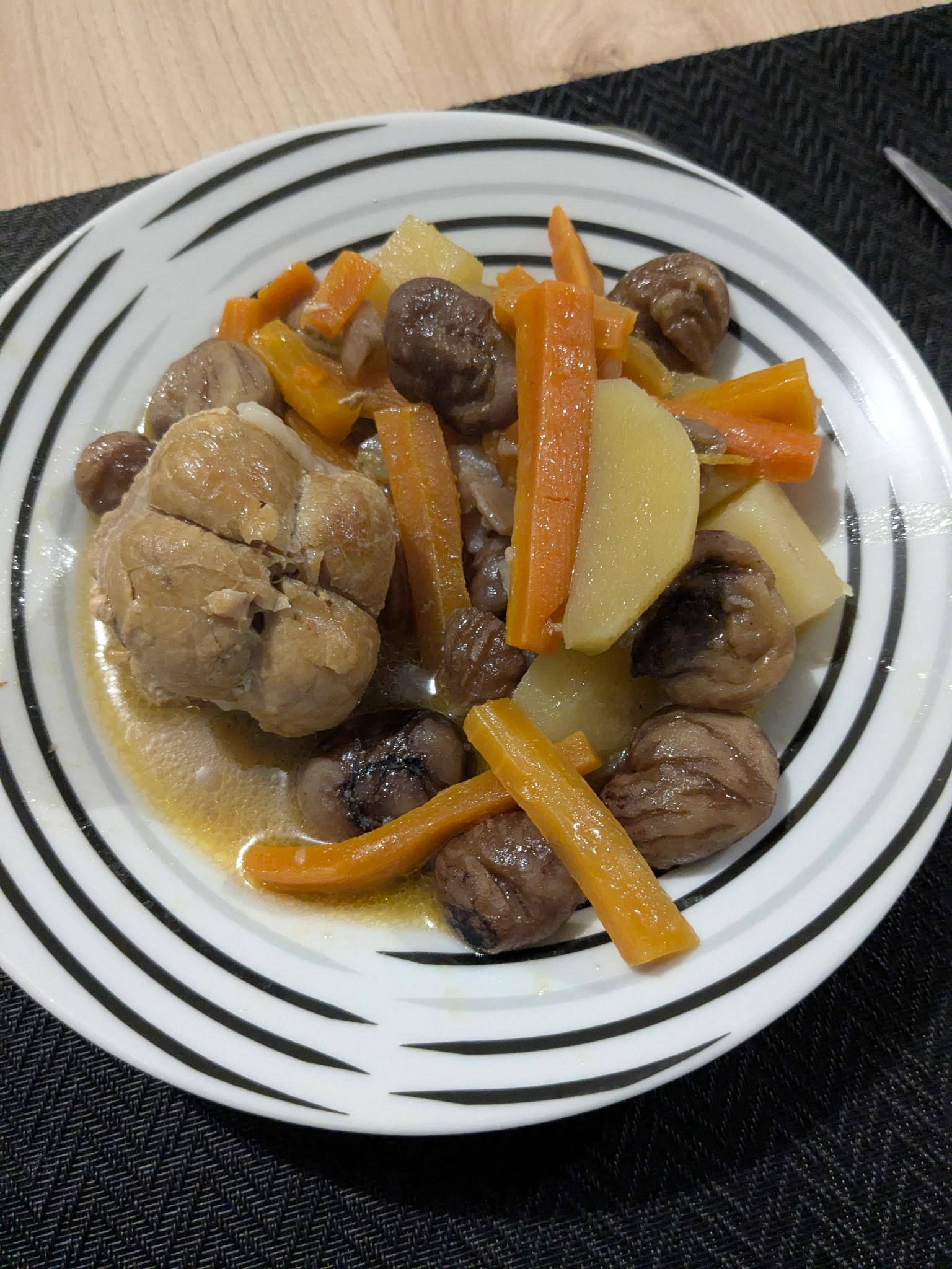 Paupiettes de porc, marrons, carottes et pomme de terre - Recette Cookeo V3 | Moulinex