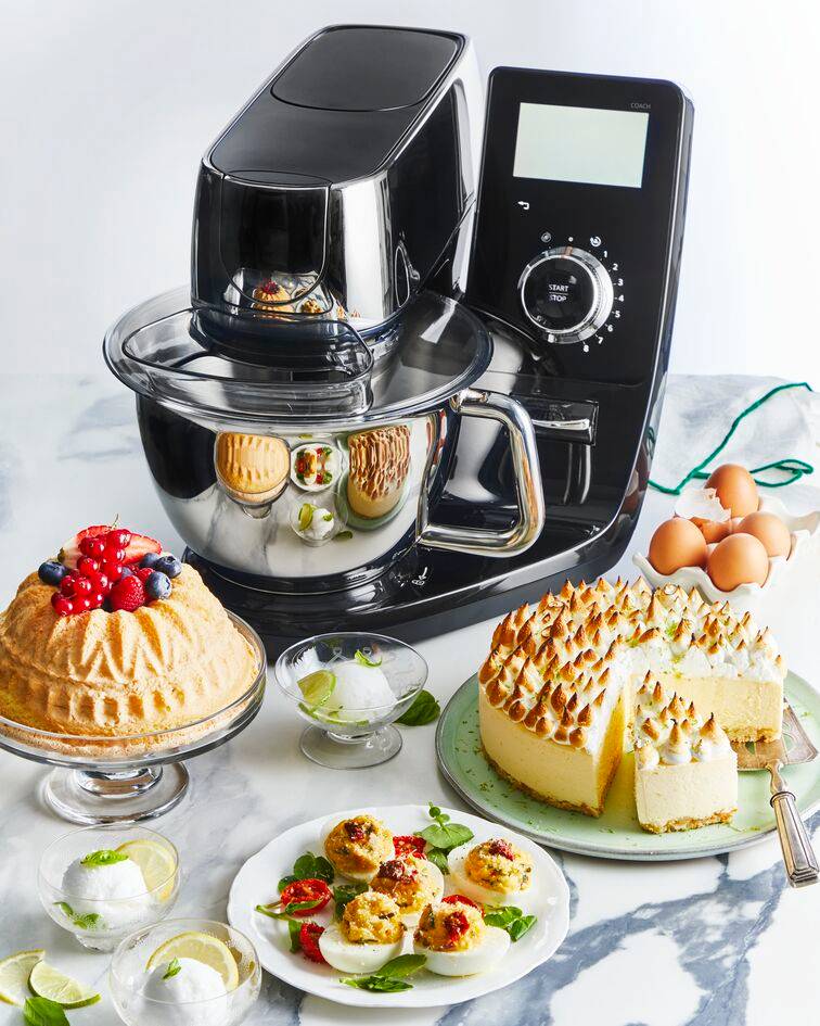Medium-RECIPE OF THE MONTH_EGG REVOLUTION_I-COACH TOUCH_EGGS WHITE ANGEL FOOD CAKE_THEMATIC PICTURE.jpg